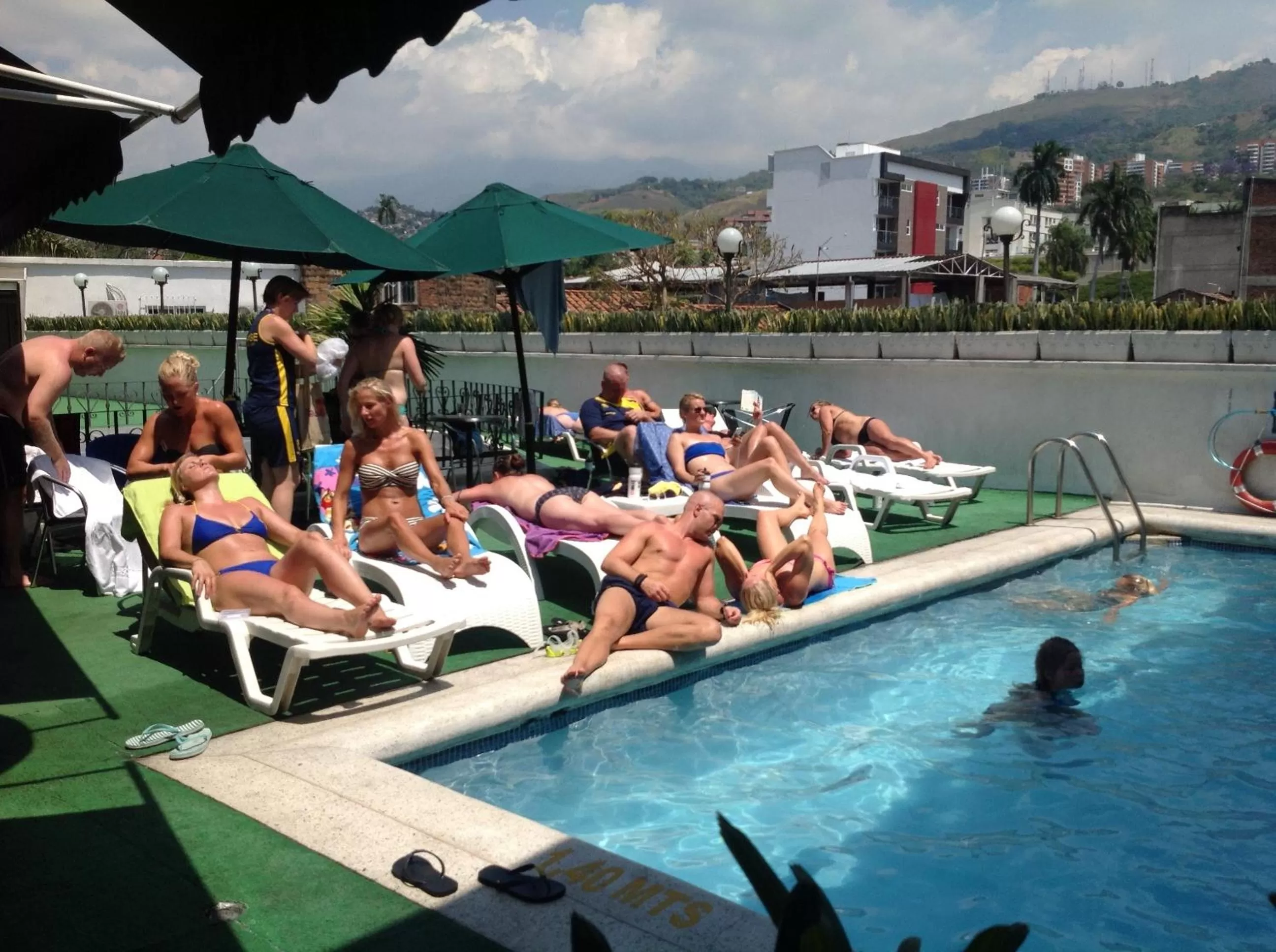 Swimming pool in Hotel San Fernando Real