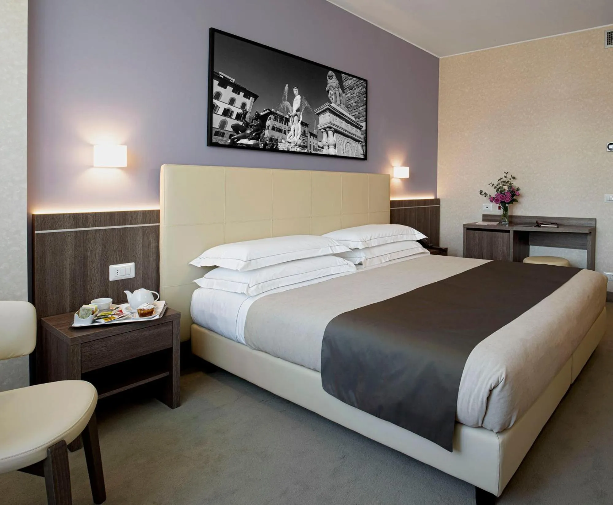 Bed in Hotel Raffaello