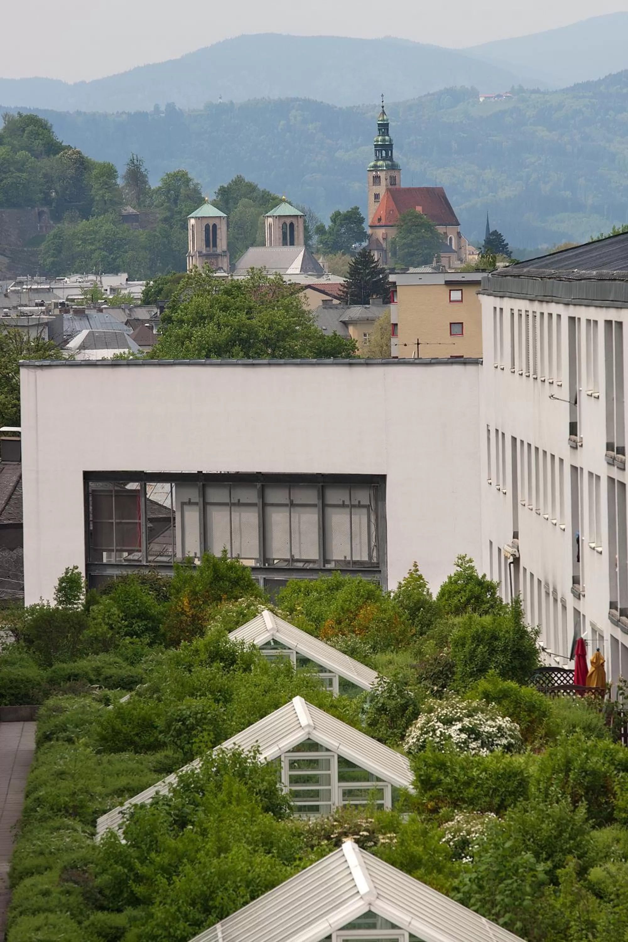 Facade/entrance in MEININGER Hotel Salzburg City Center