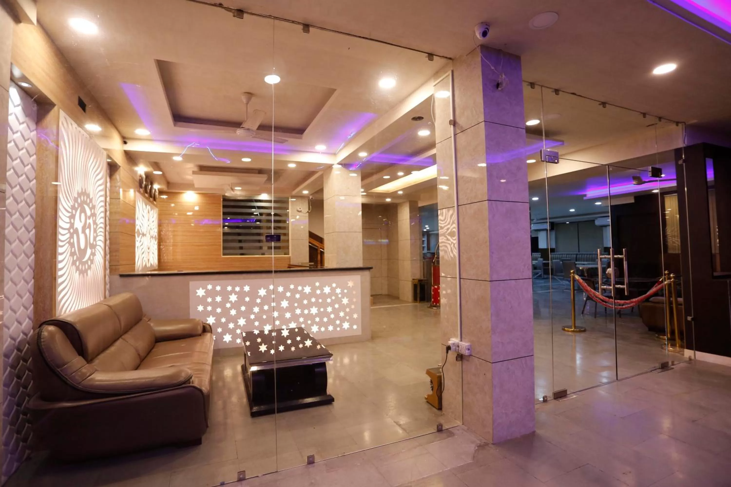 Lobby or reception in Paradise Ganga - A River Side Hotel