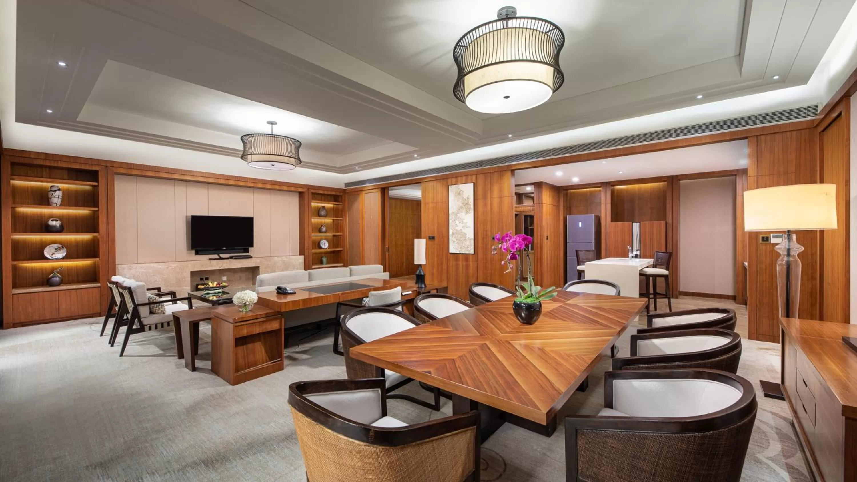 Living room in InterContinental Kunming by IHG