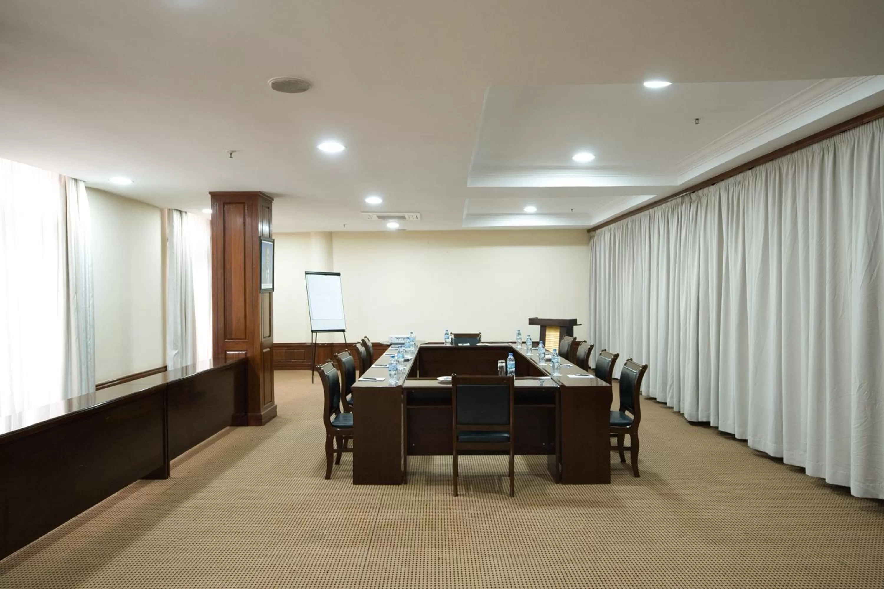 Meeting/conference room in Kibo Palace Hotel Arusha