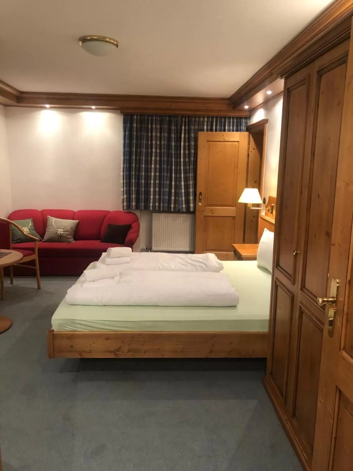 Photo of the whole room, Bed in Alpenhotel Widderstein