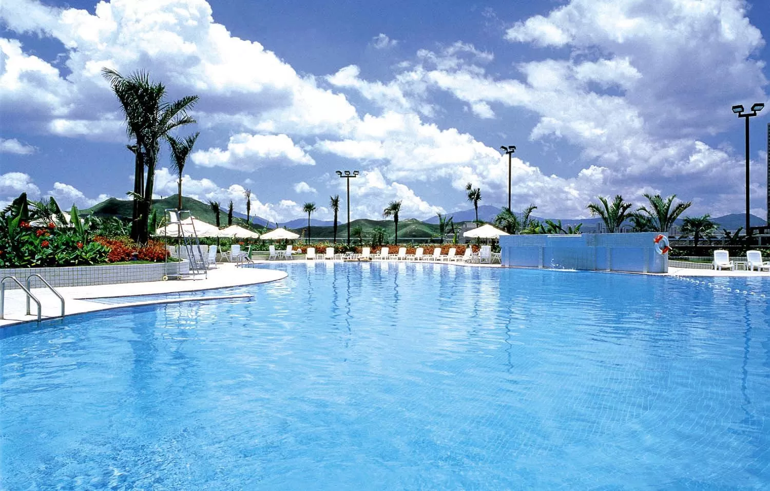 Swimming pool in Harbour Plaza Resort City