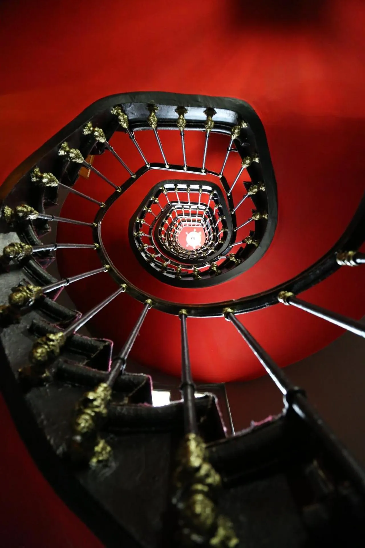 Decorative detail in Grand Hotel Nouvel Opera