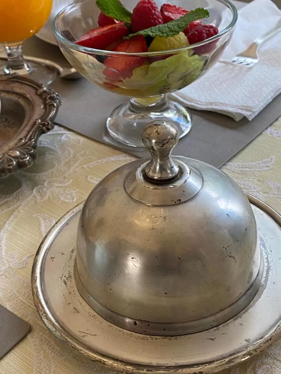 Continental breakfast in Villa Fresquet