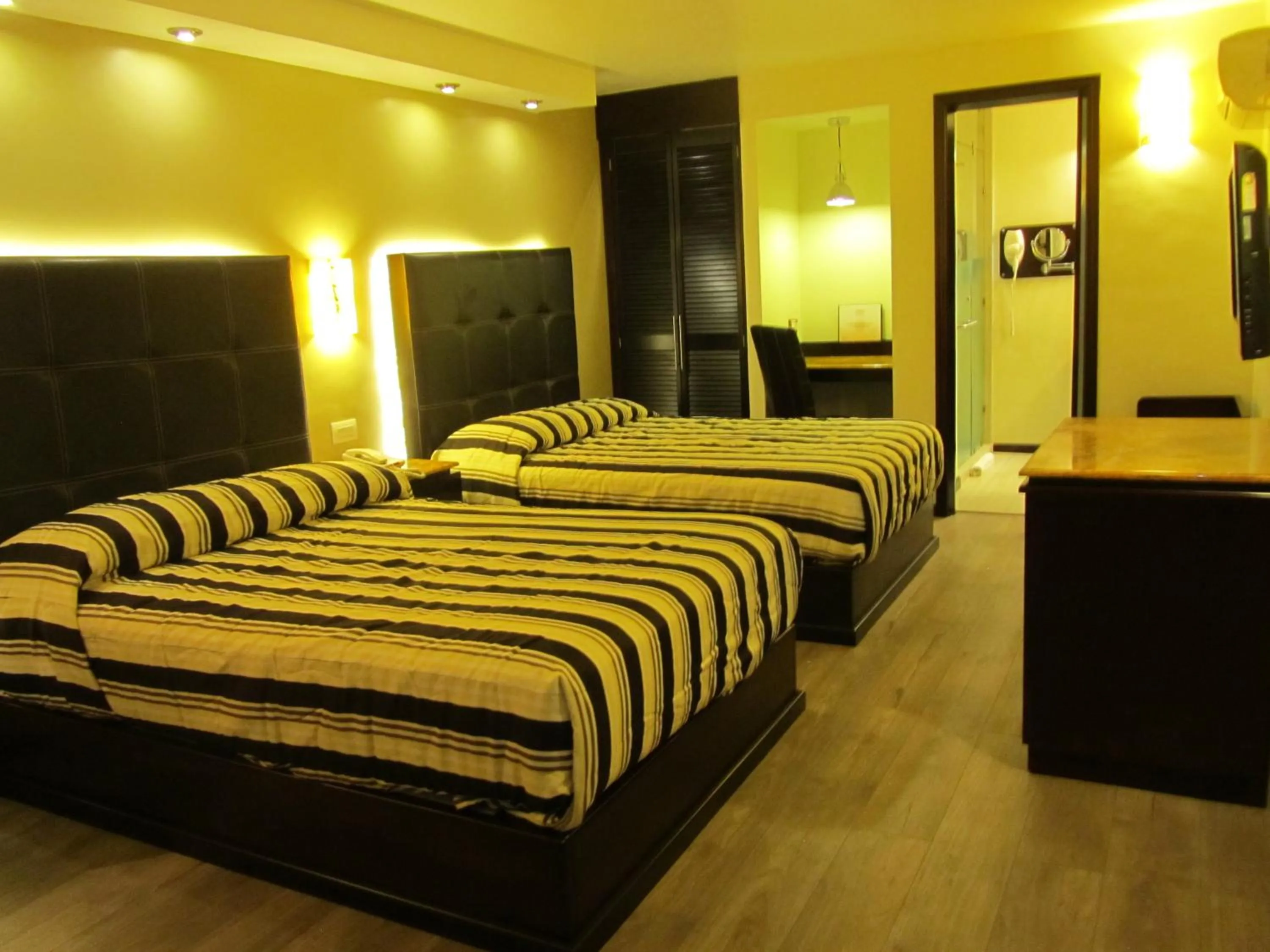 Bed in Hotel Colonial