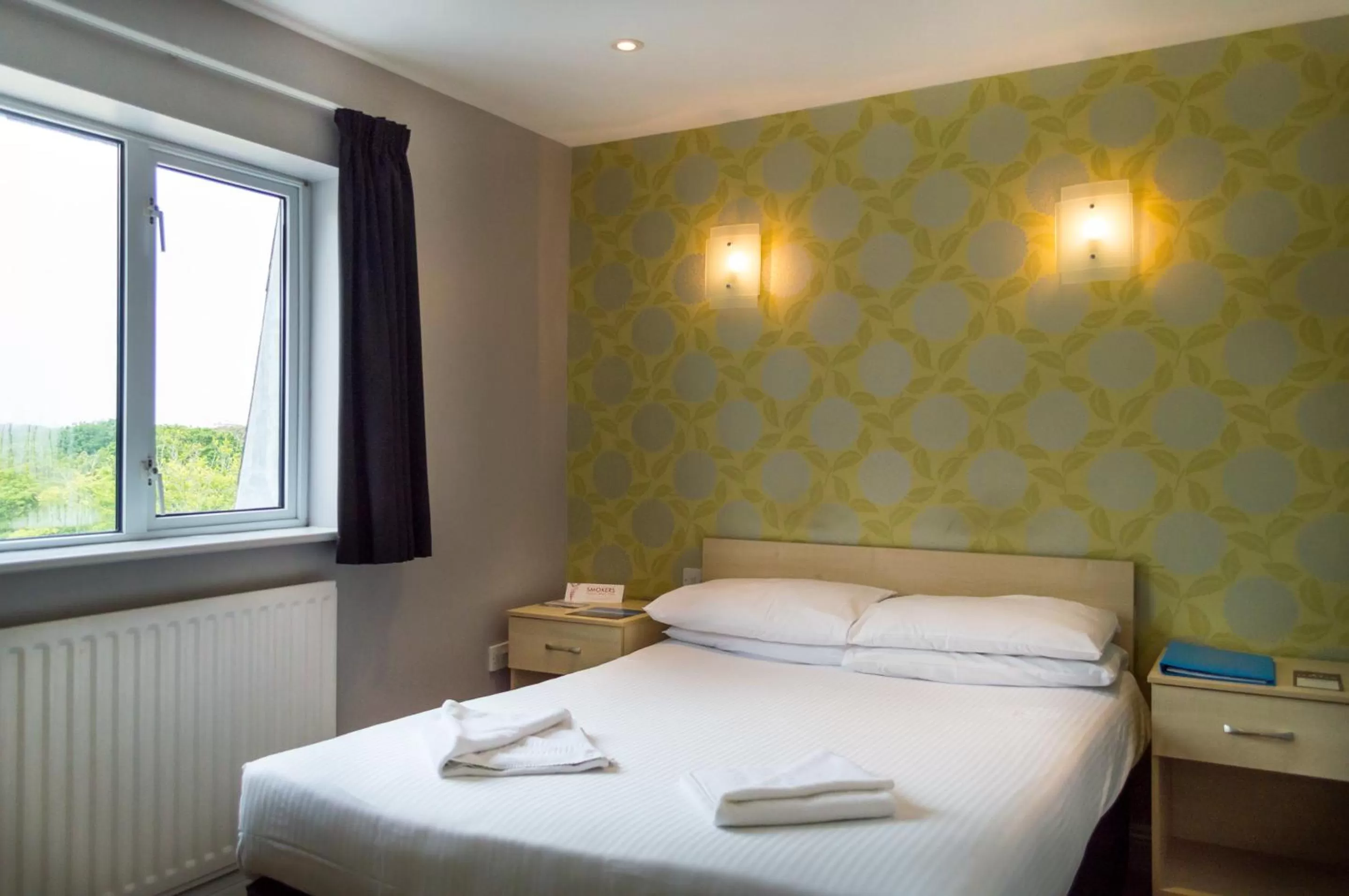 Bed in Suncliff Hotel - OCEANA COLLECTION