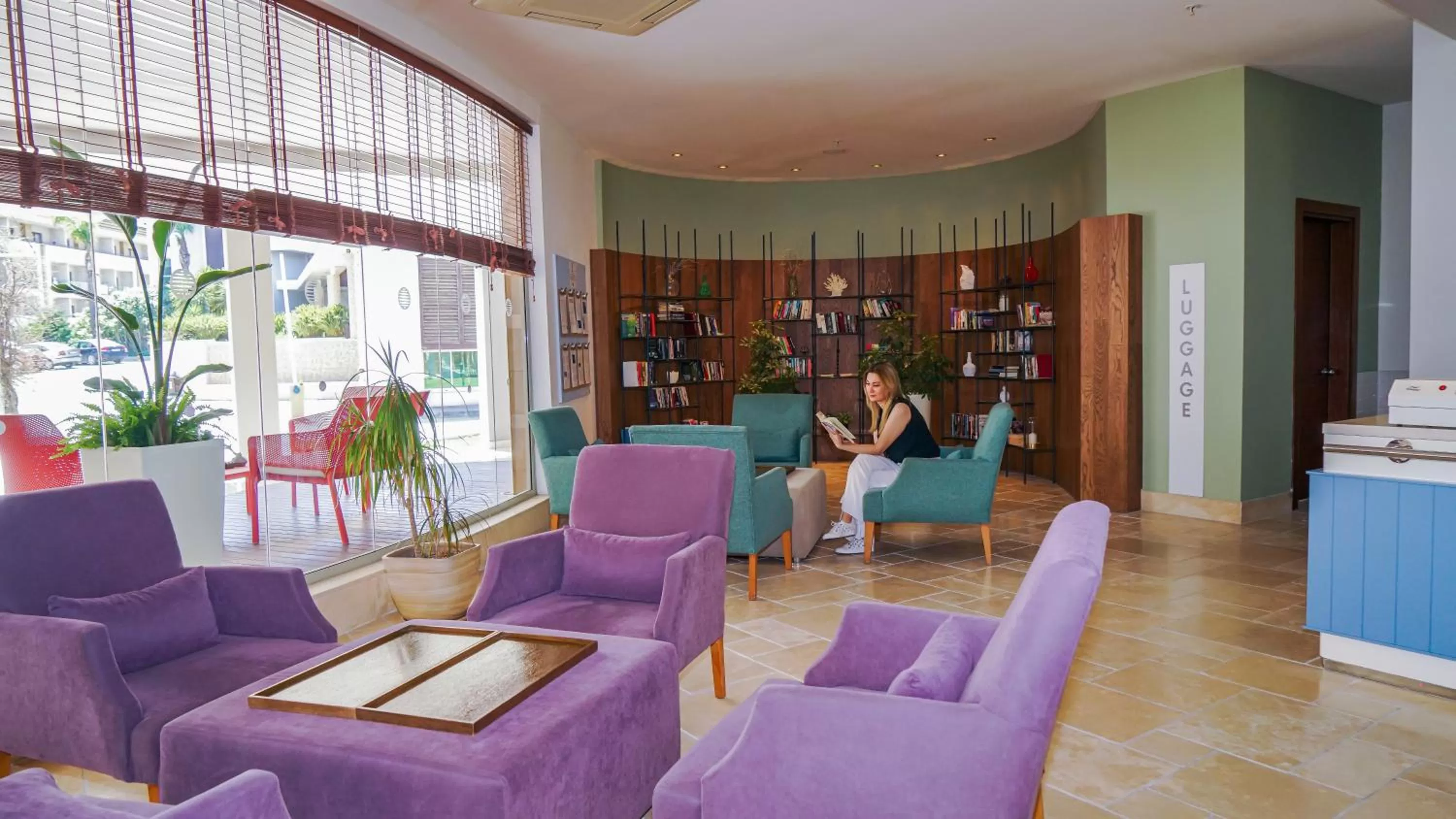 Lounge or bar in Barut B Suites