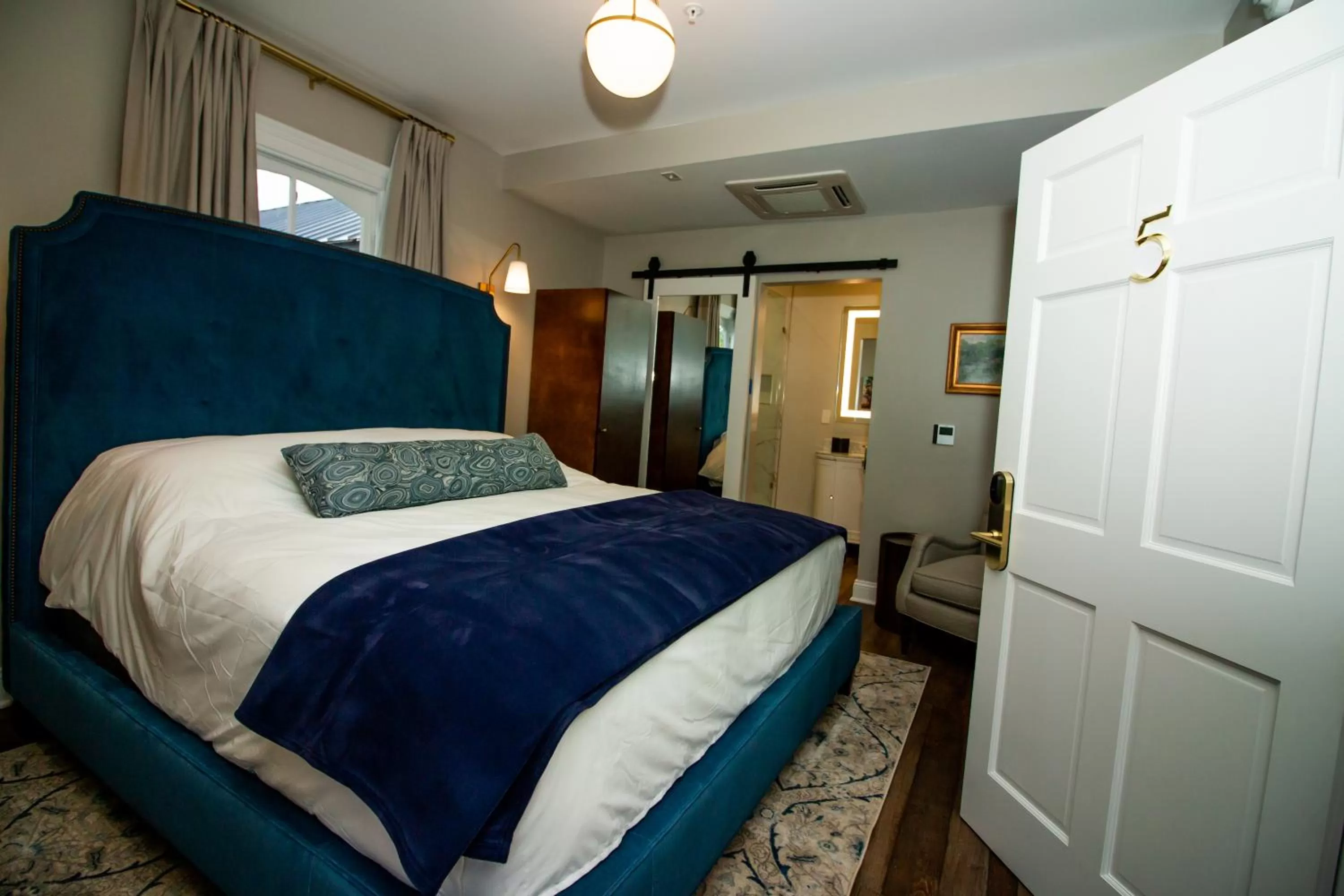 The Colonial Inn, an Ascend Collection Hotel