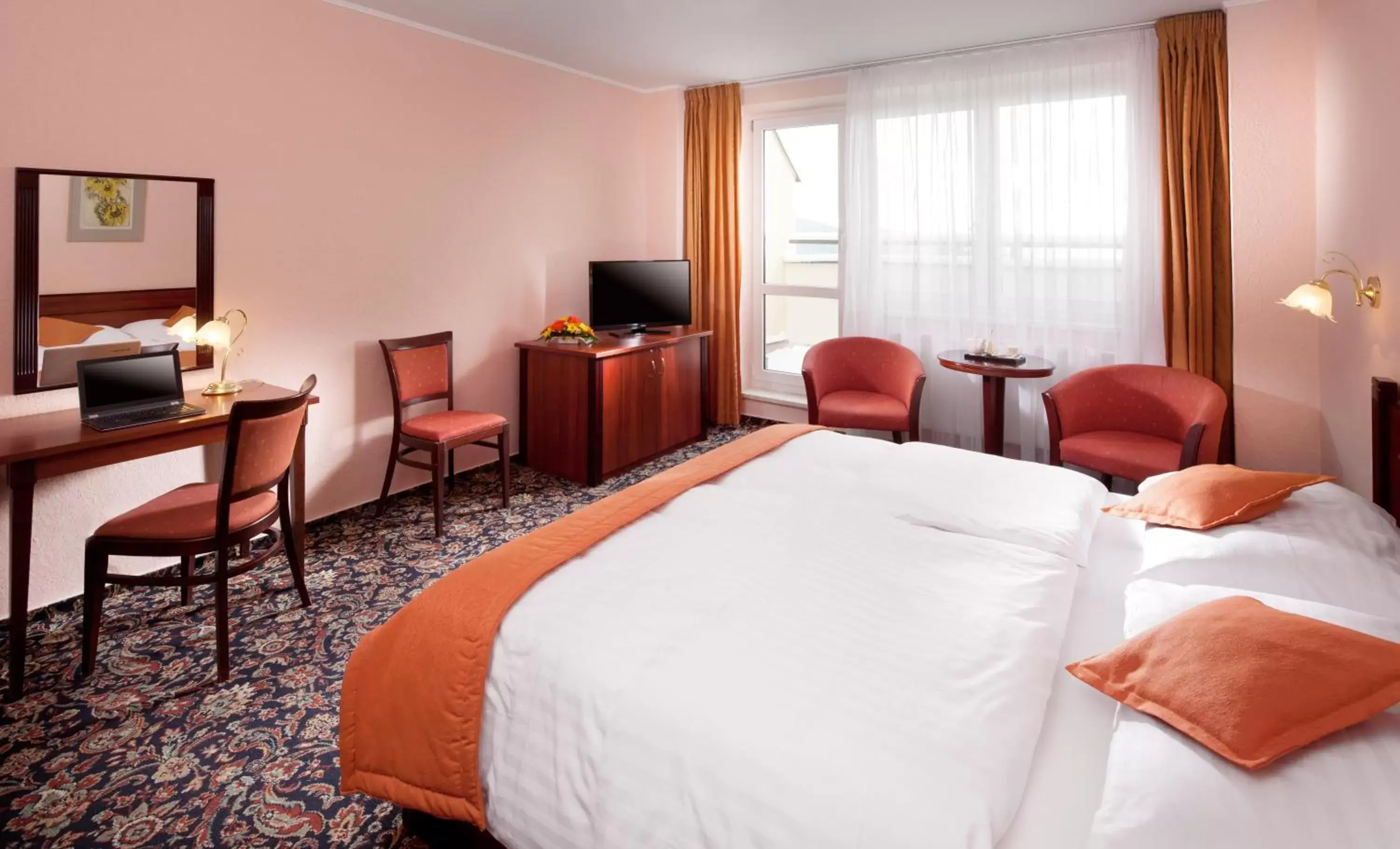 Deluxe Double Room with Balcony in Chateau Monty Spa Resort Deluxe Double Room with Balcony in Chateau Monty Spa Resort