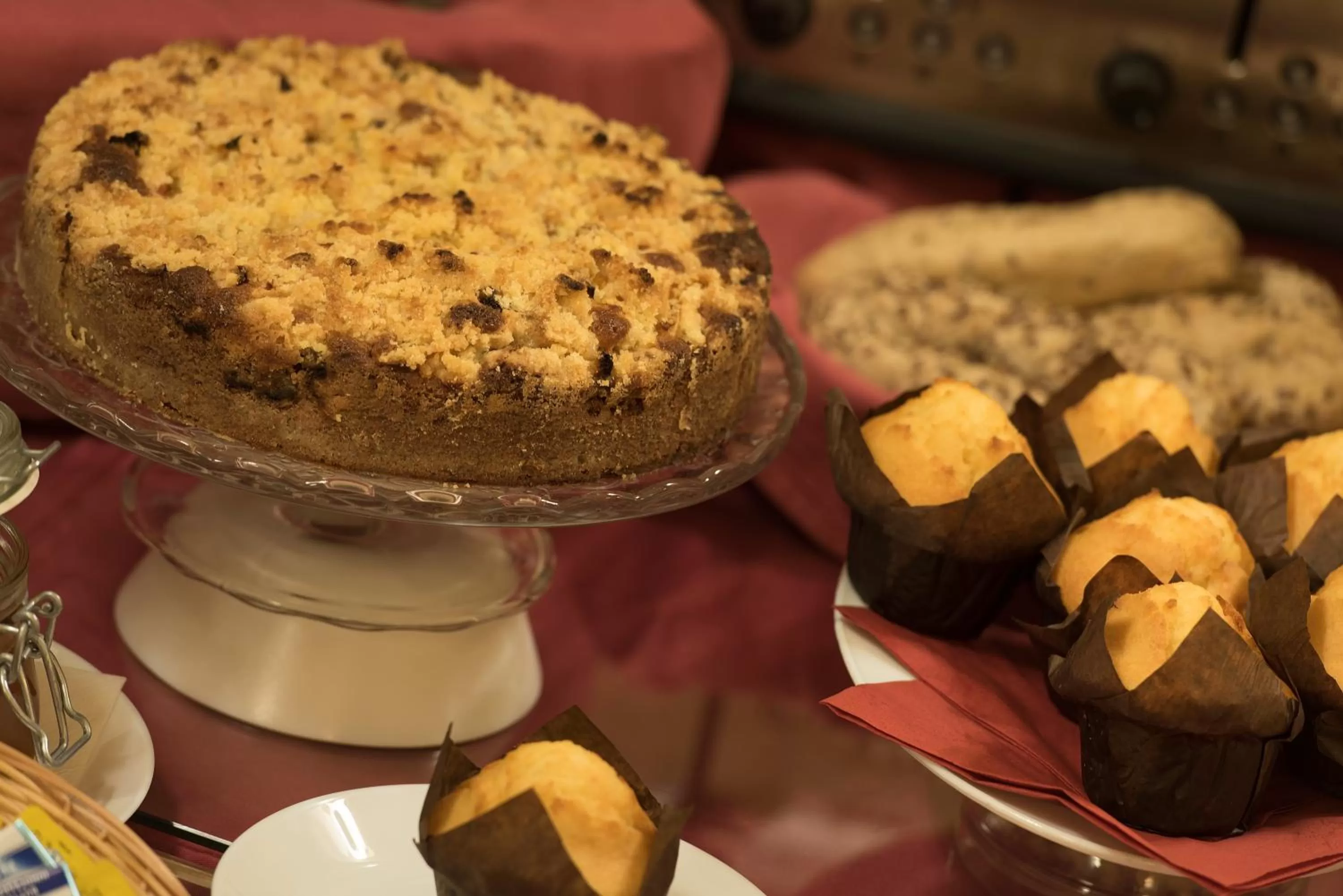 Restaurant/places to eat in Hotel Angelis