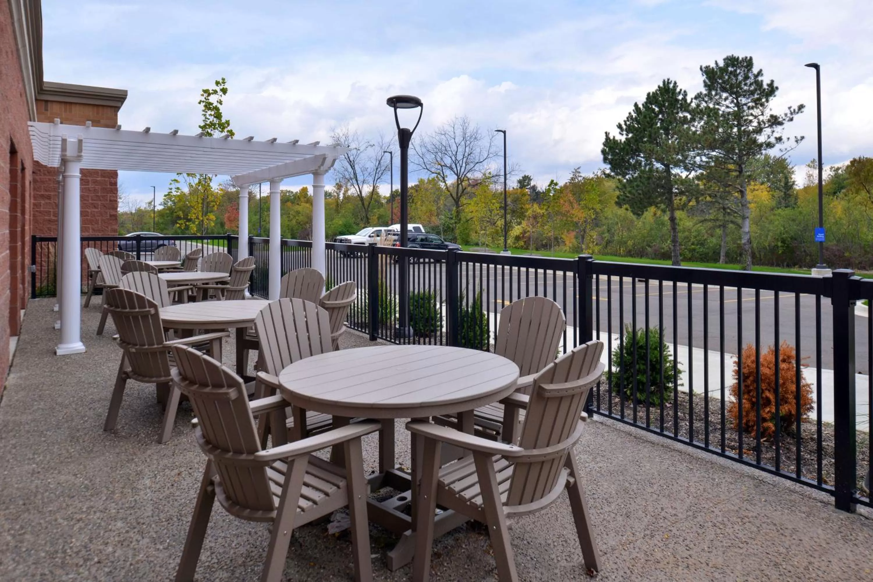 Patio in Hampton Inn & Suites Ann Arbor West