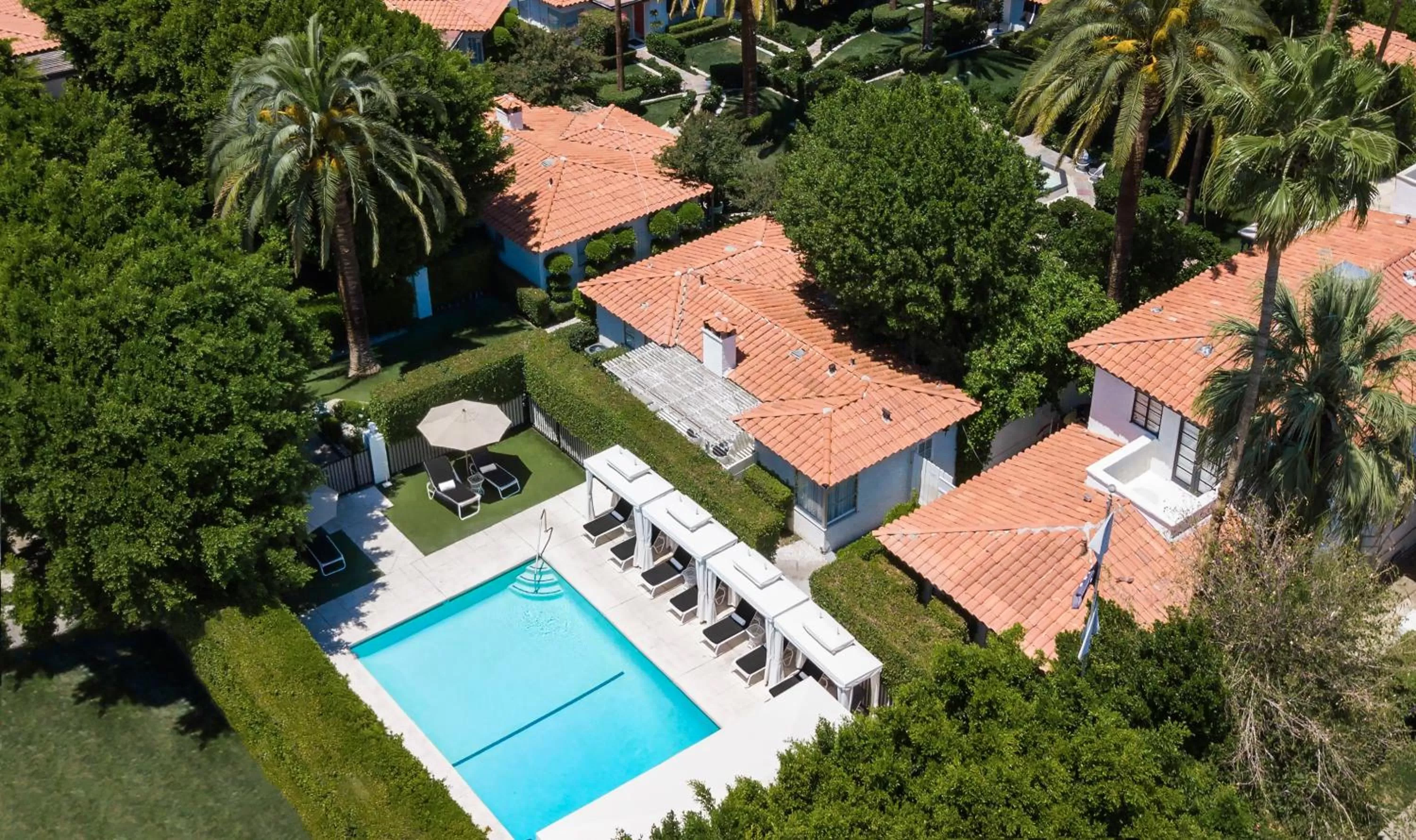 Bird's eye view in Avalon Hotel & Bungalows Palm Springs, a Member of Design Hotels