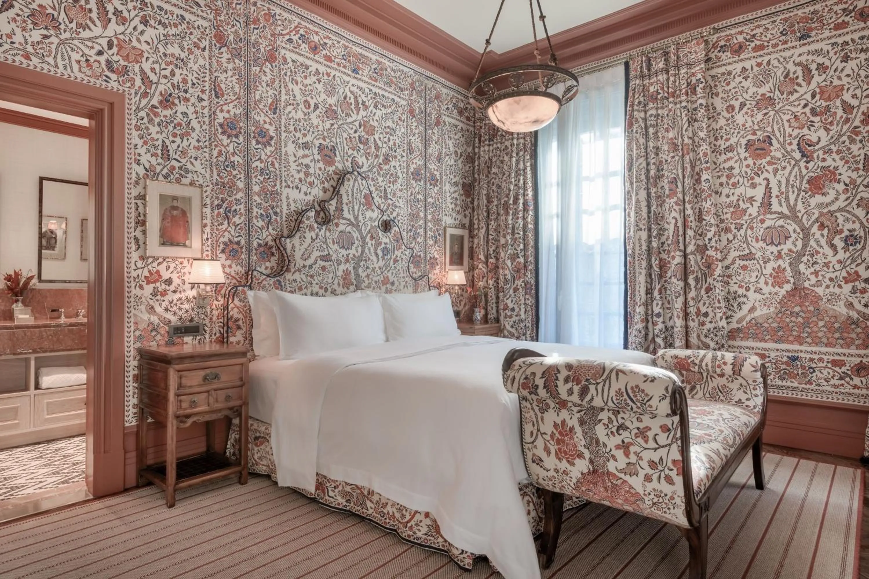 Photo of the whole room, Bed in Santo Mauro, a Luxury Collection Hotel, Madrid