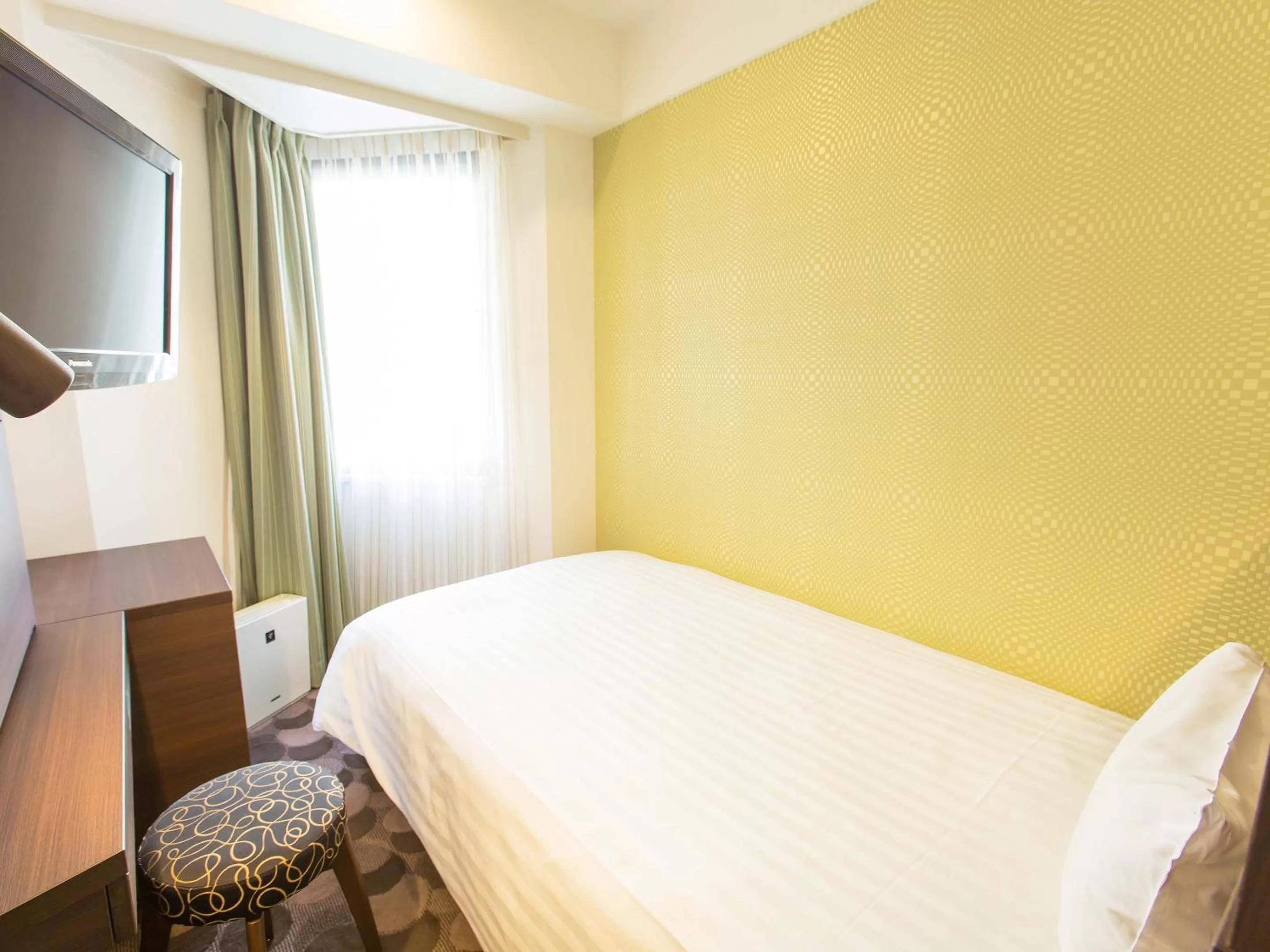 Bed in Shibuya Tobu Hotel