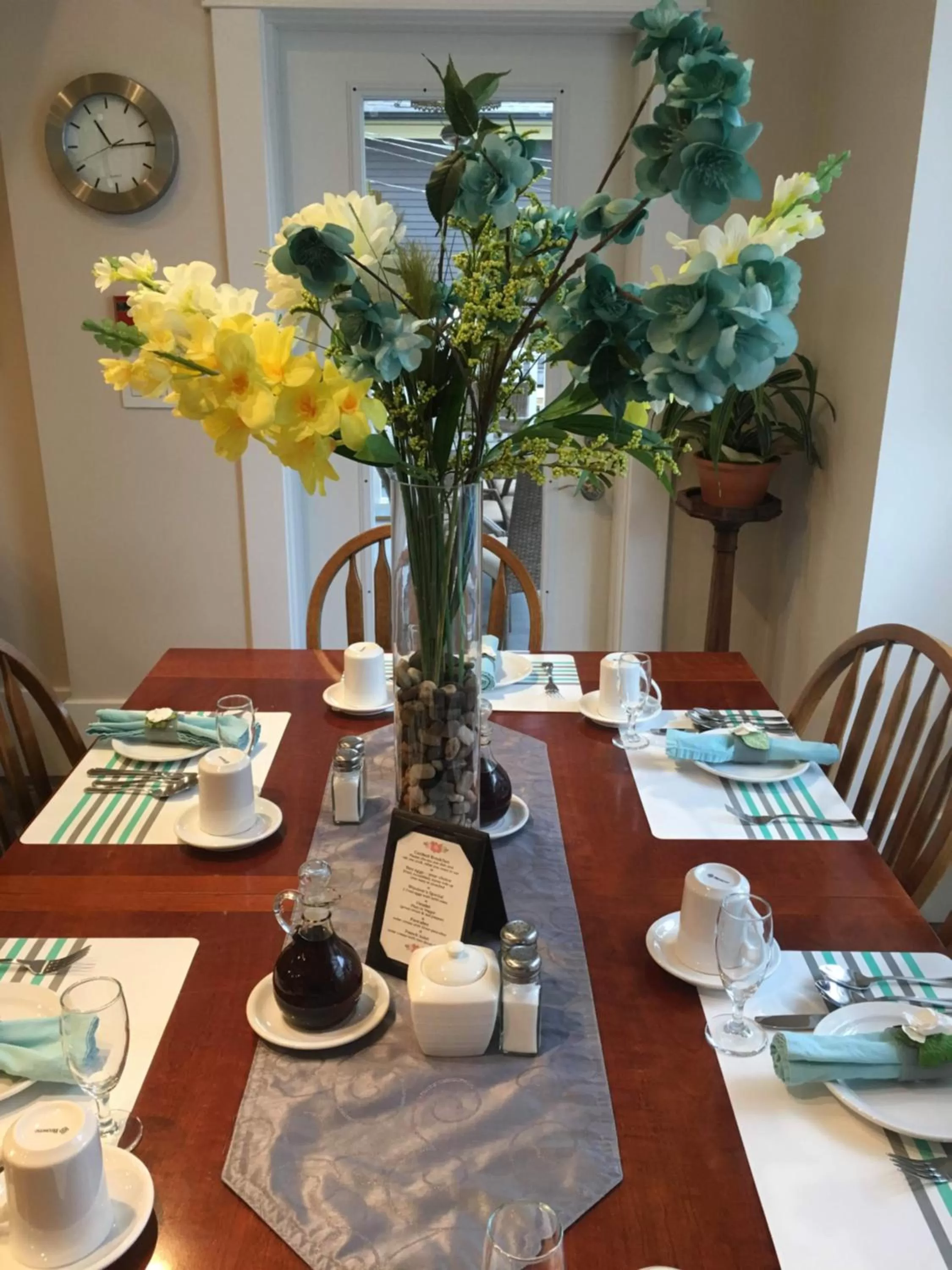 Dining area in Windsor Guest House