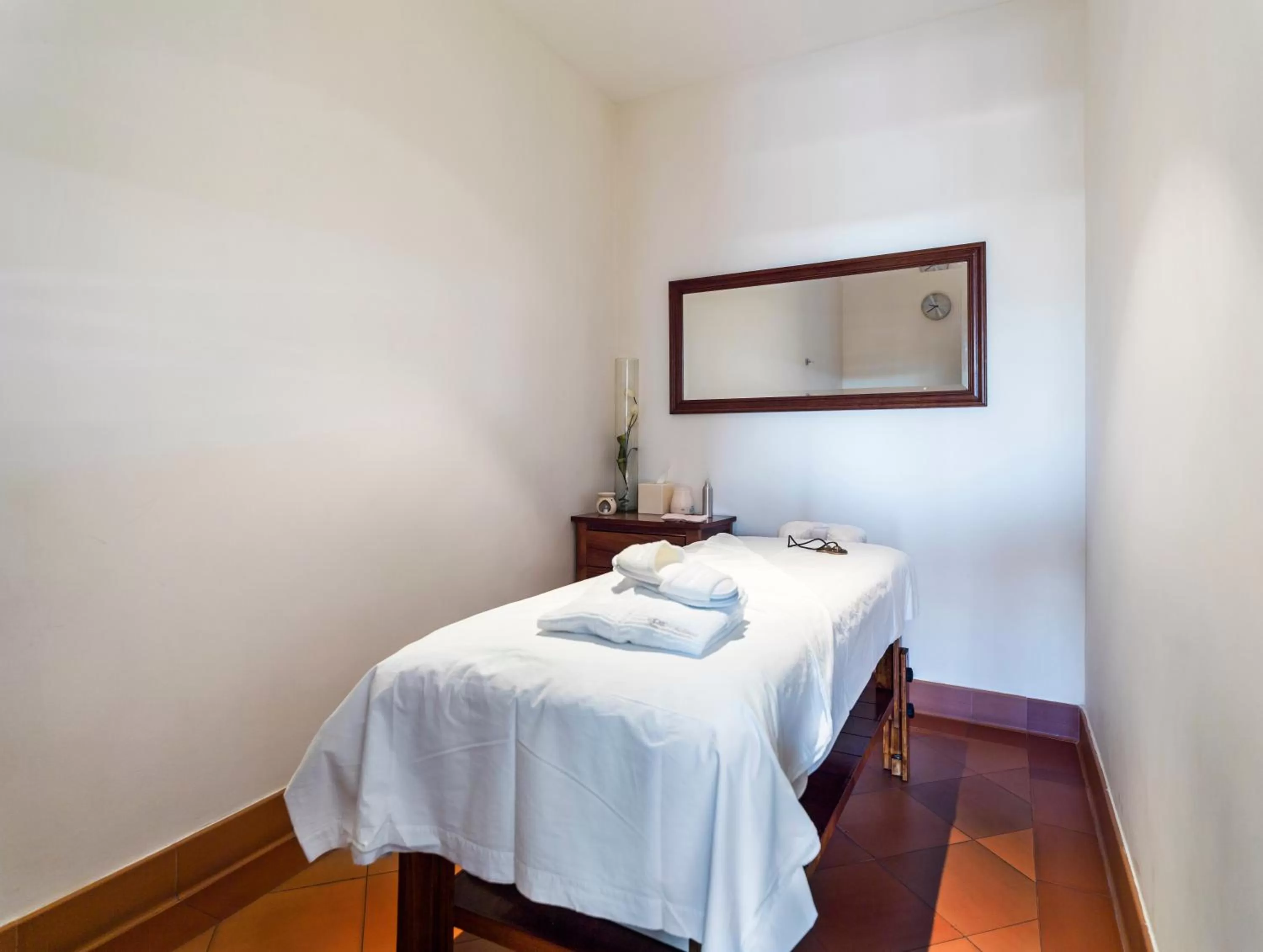 Spa and wellness centre/facilities in Hotel Solar de las Animas