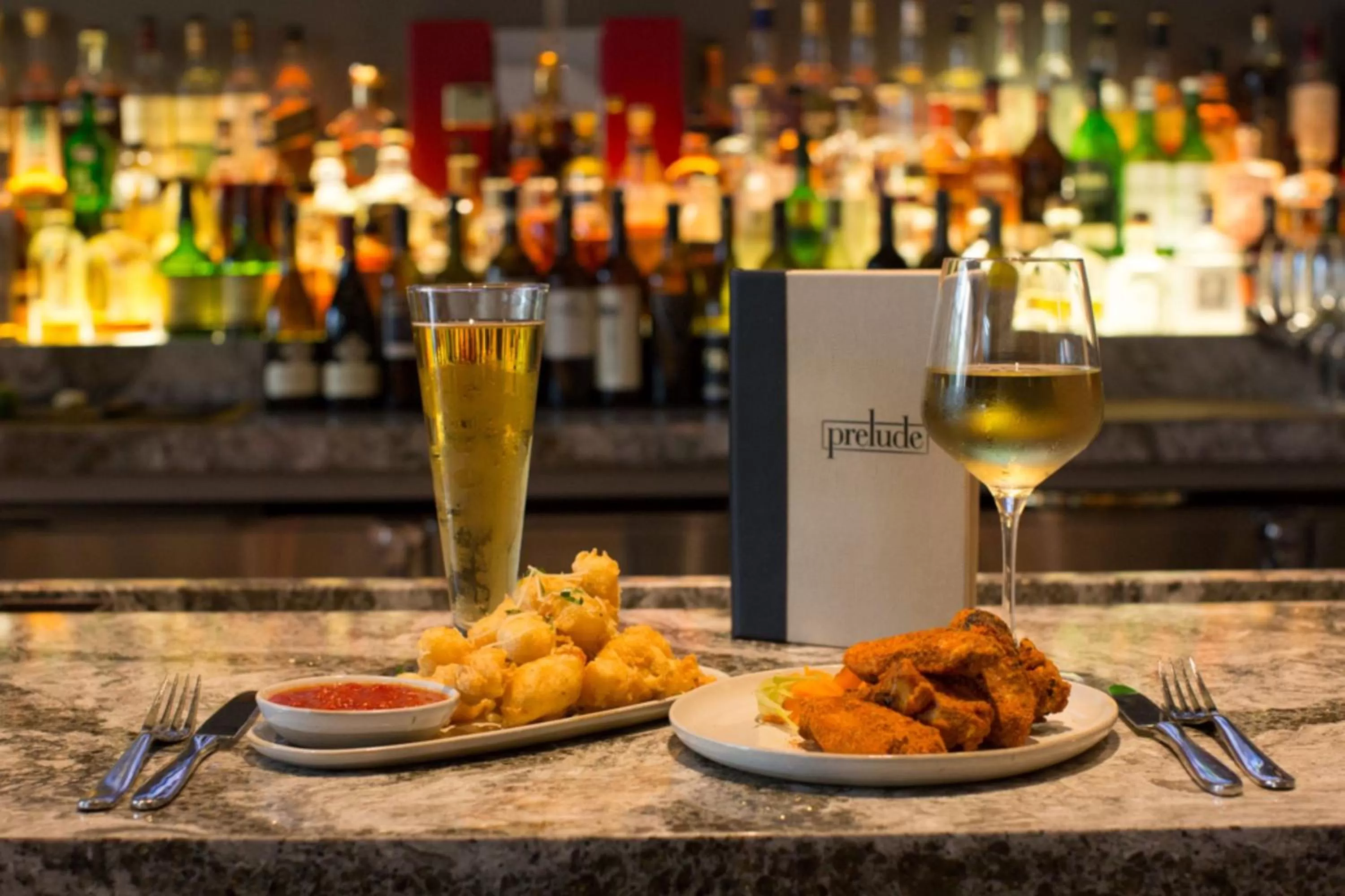 Lounge or bar in The Westin Edina Galleria