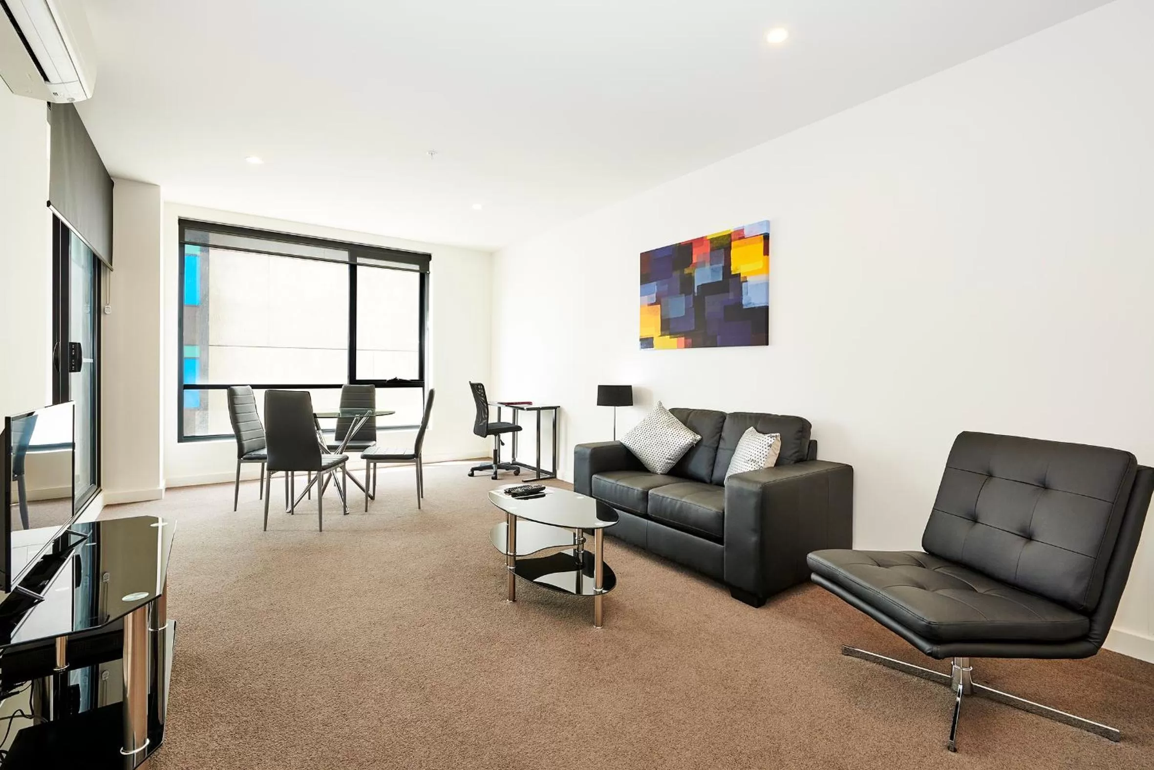 Melbourne Knox Central Apartment Hotel Official