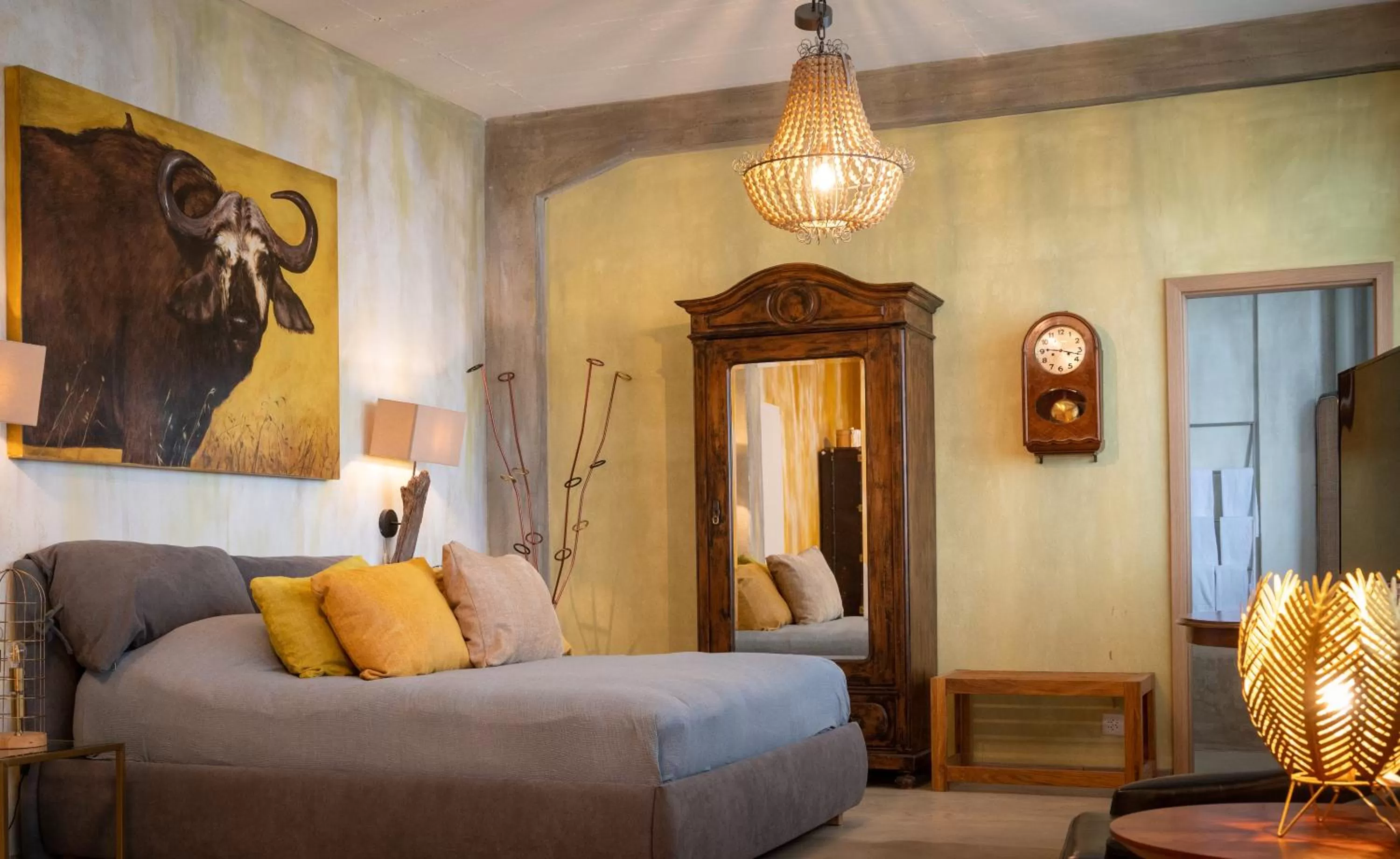 Bedroom, Bed in No1 Art B&B