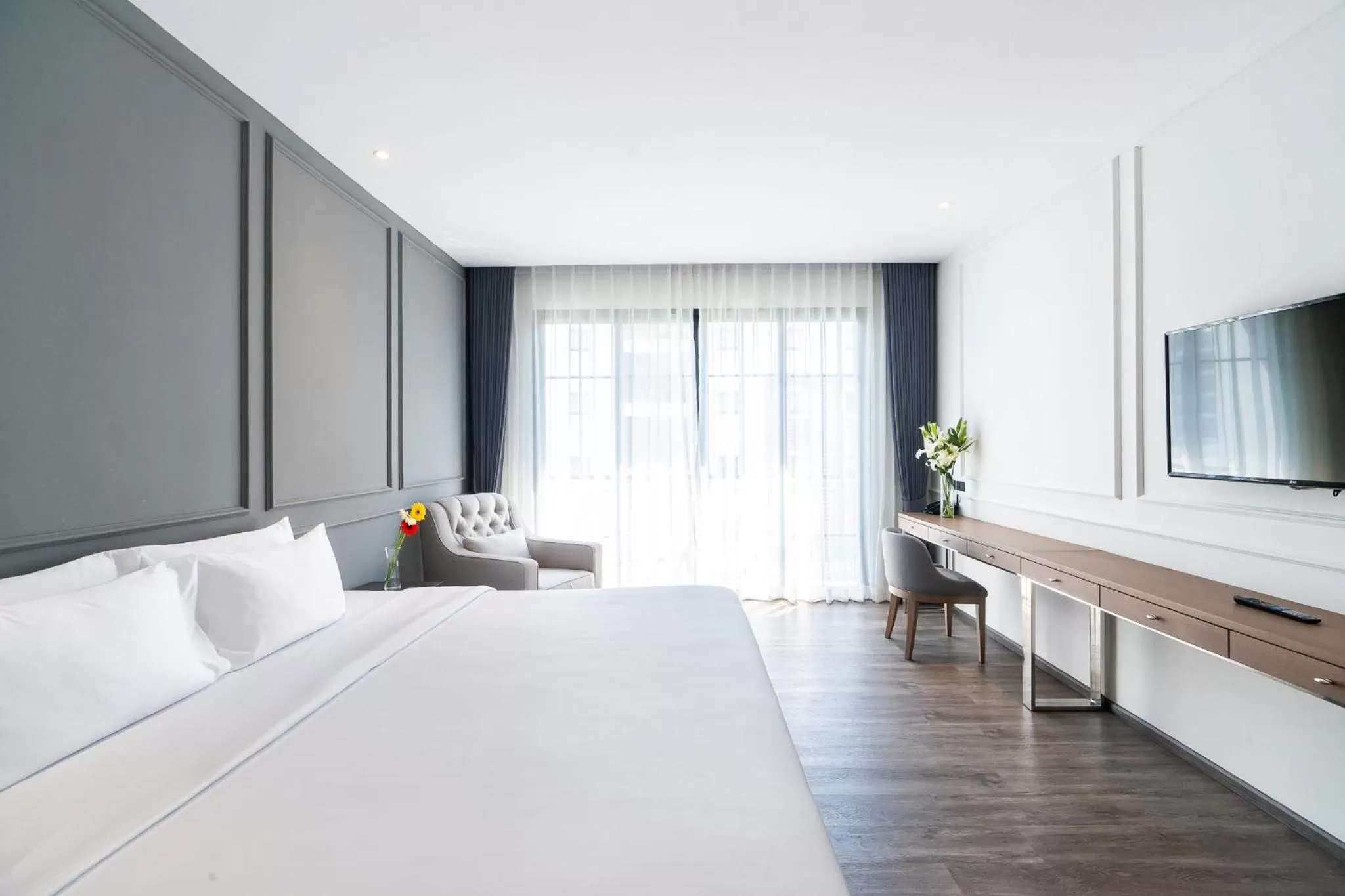 Bed in One Patio Hotel Pattaya - SHA Extra Plus