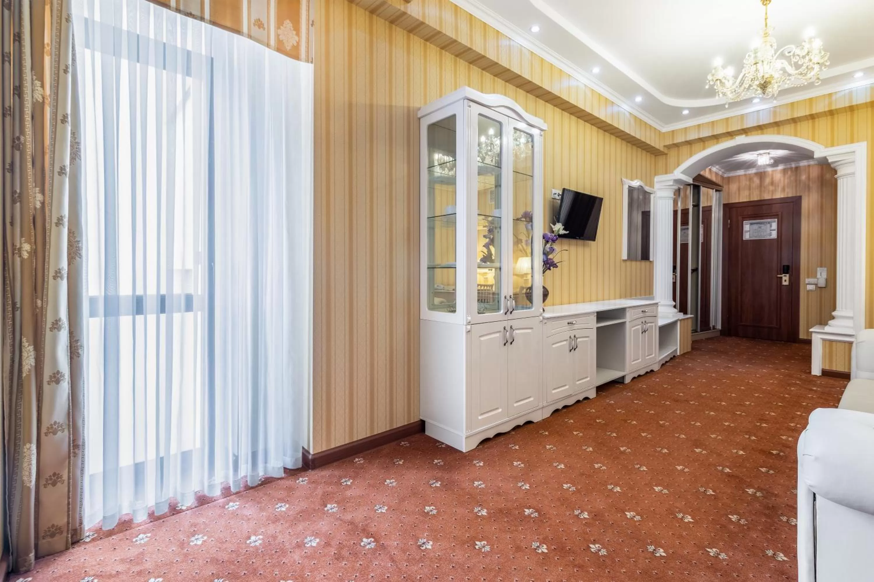 Seating area in Regency Hotel