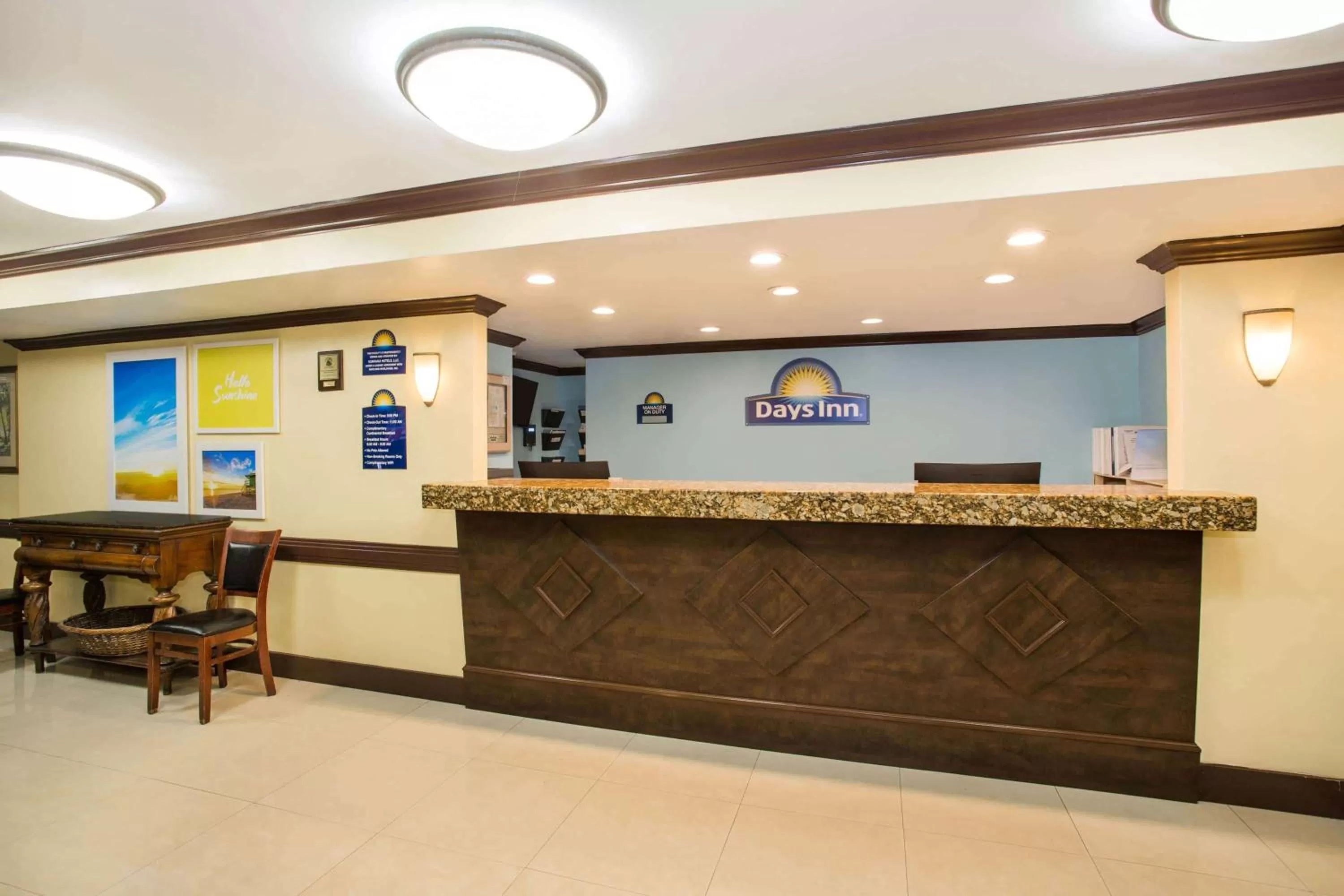 Lobby or reception in Days Inn by Wyndham Florida City
