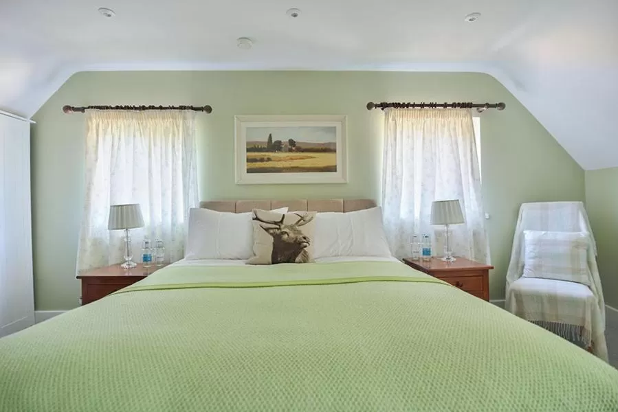 Bed in The Stag's Head Inn