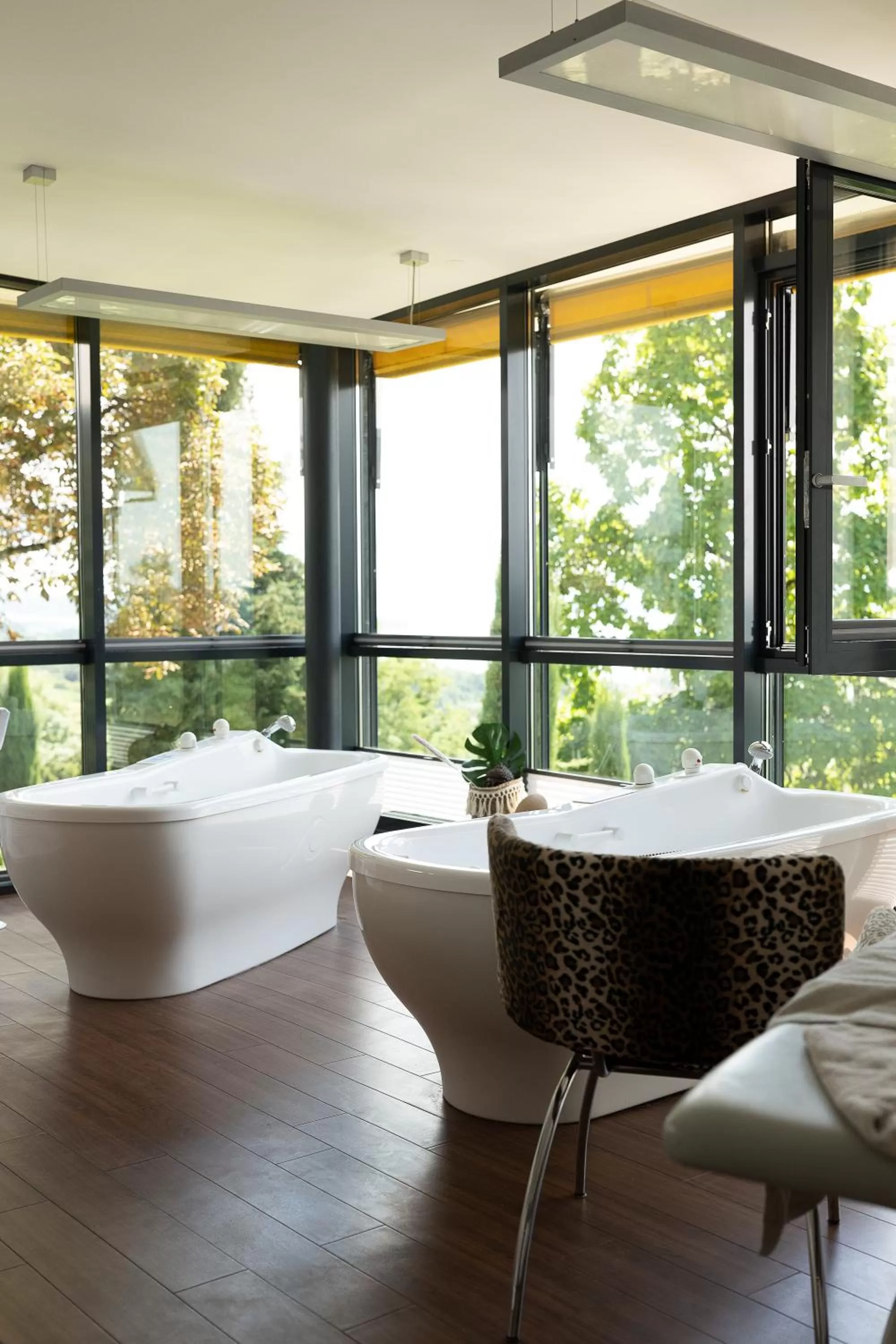 Spa and wellness centre/facilities, Bed in Parkhotel St.Leonhard