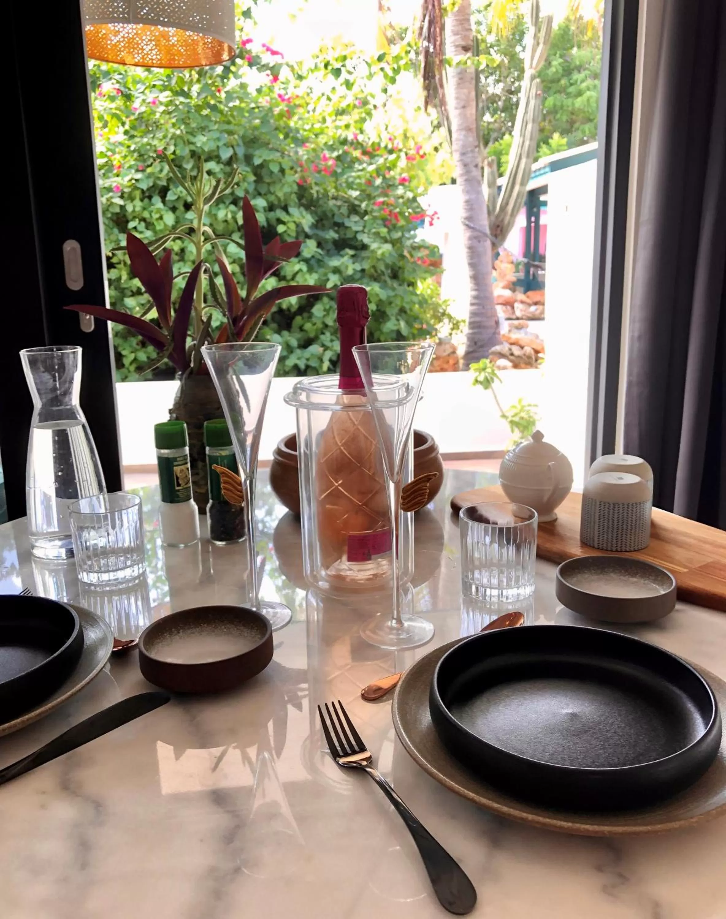 Dinner, Restaurant/Places to Eat in THUISHAVEN boutique mini-resort - fantastic garden and large pool - adults only