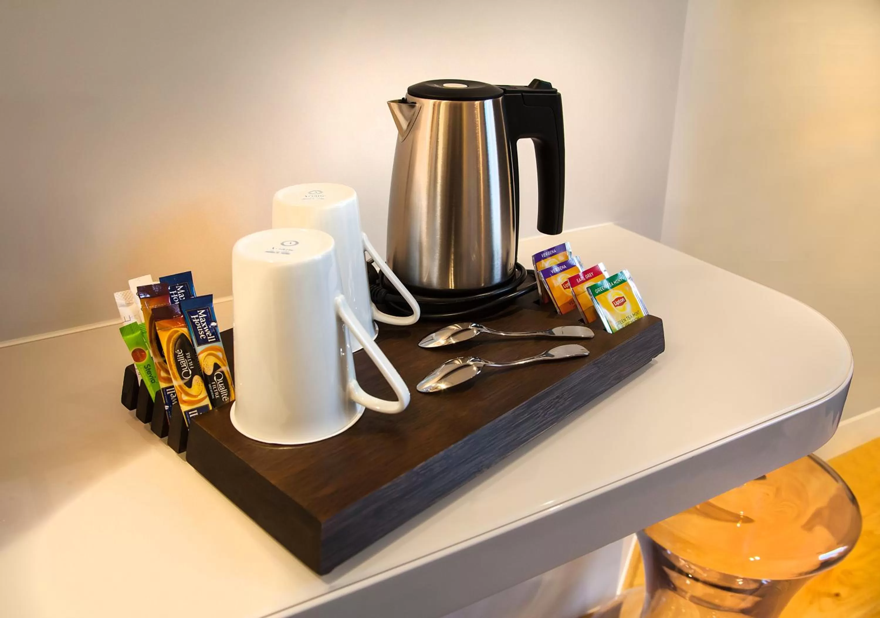 Area and facilities in Le Mireille