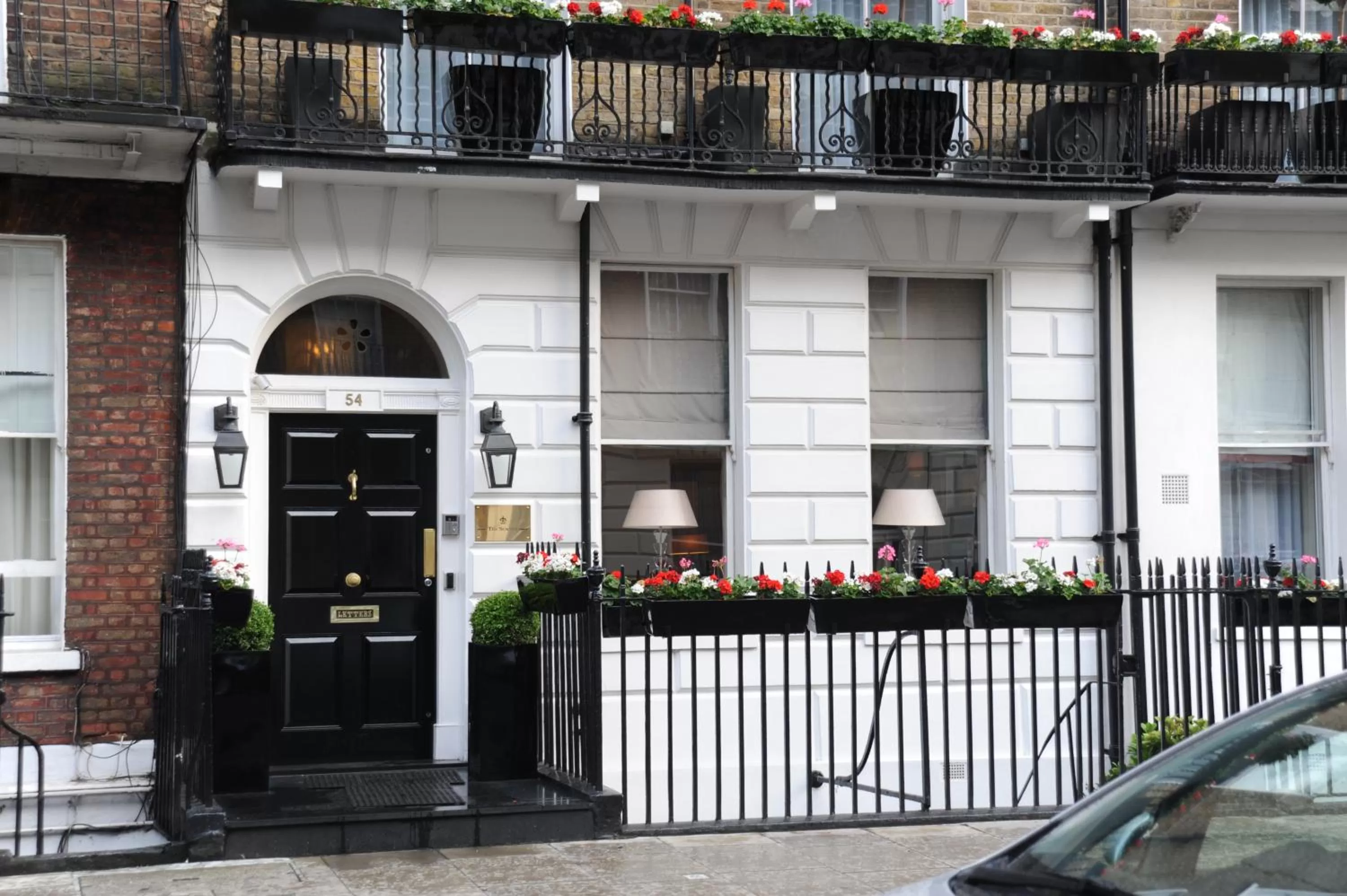 Facade/entrance in The Sumner Hotel