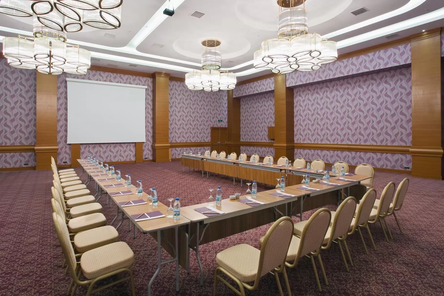 Meeting/conference room in Anemon Grand Konya Otel