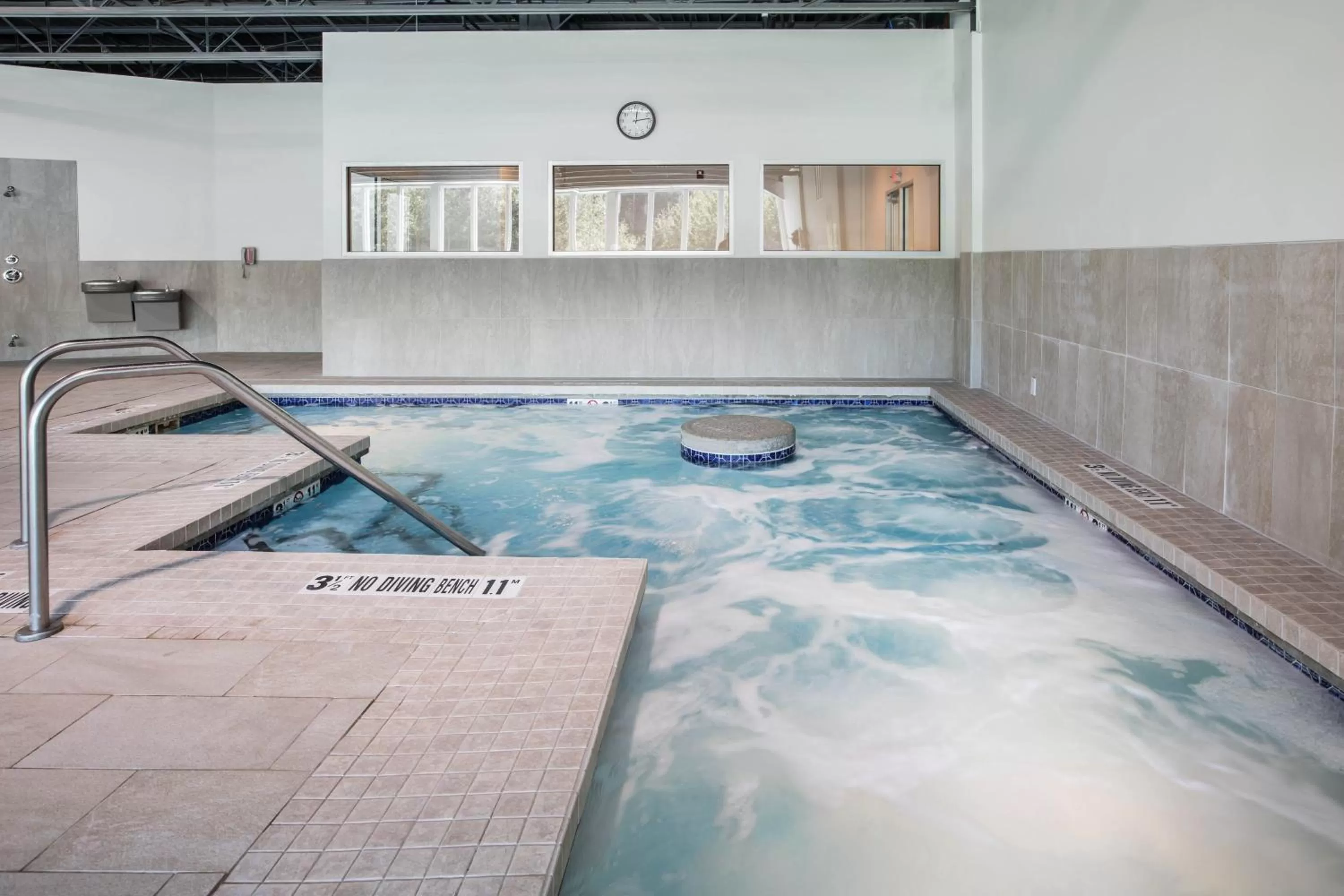 Swimming pool in Holiday Inn Express & Suites Ludington by IHG