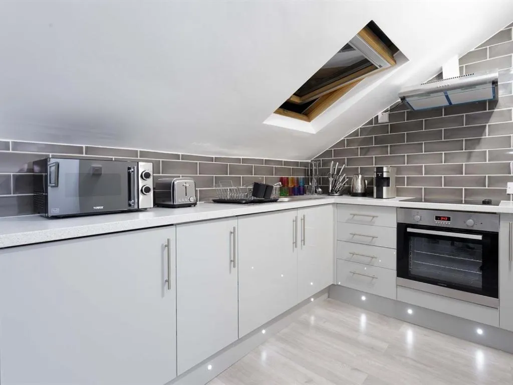 Two-Bedroom Superior Apartment in Live in Leeds Grange Apartments