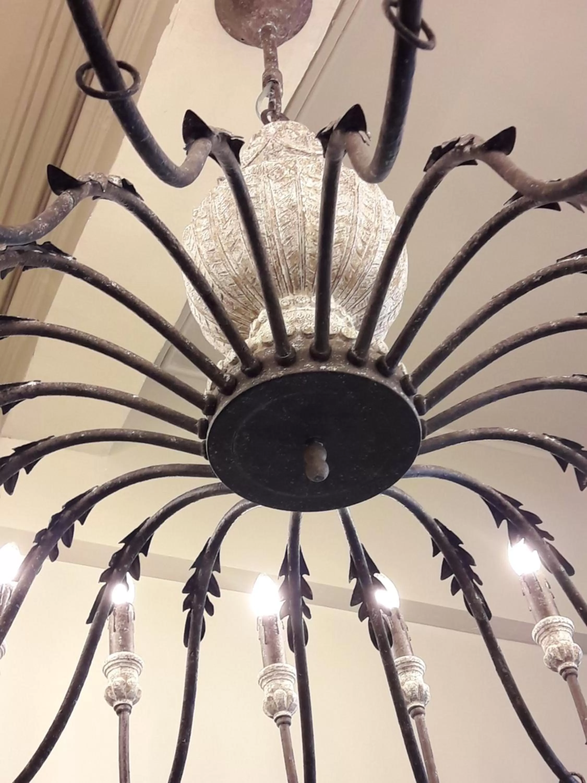 Decorative detail in Hôtel-Restaurant "Chez Carrière"