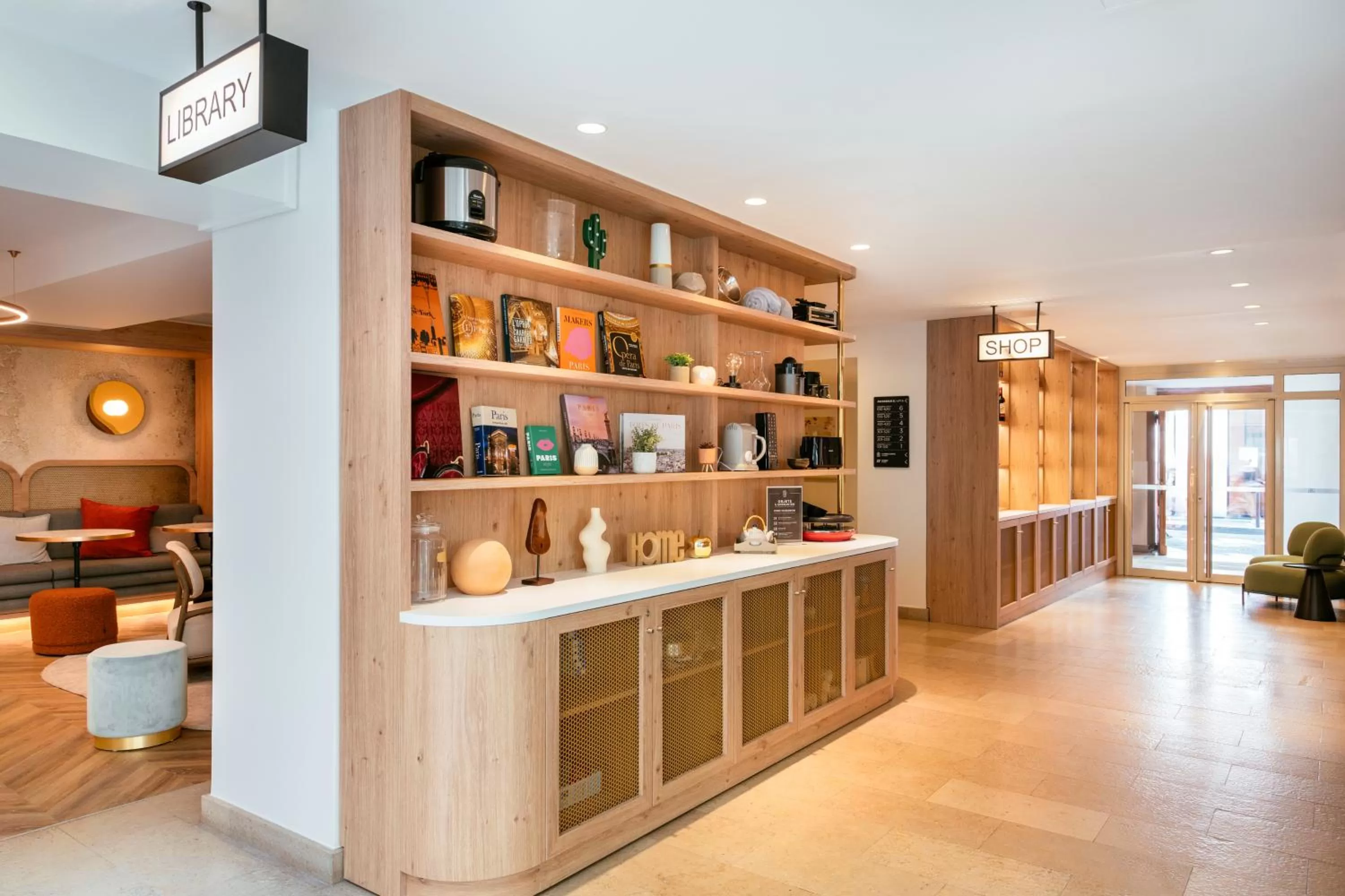 Property building in Aparthotel Adagio Paris Opéra