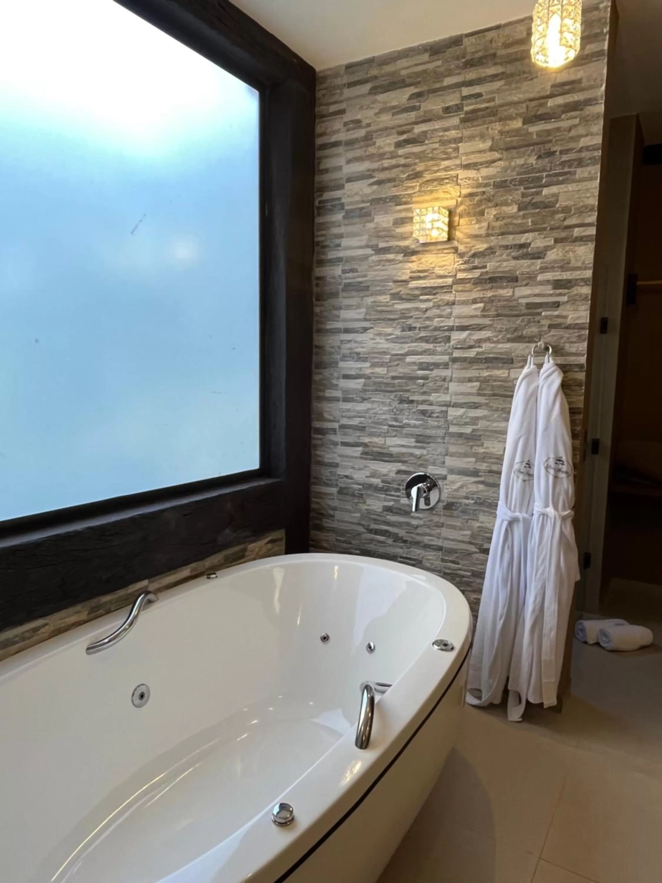 Hot Tub in Pousada Dona Bendita