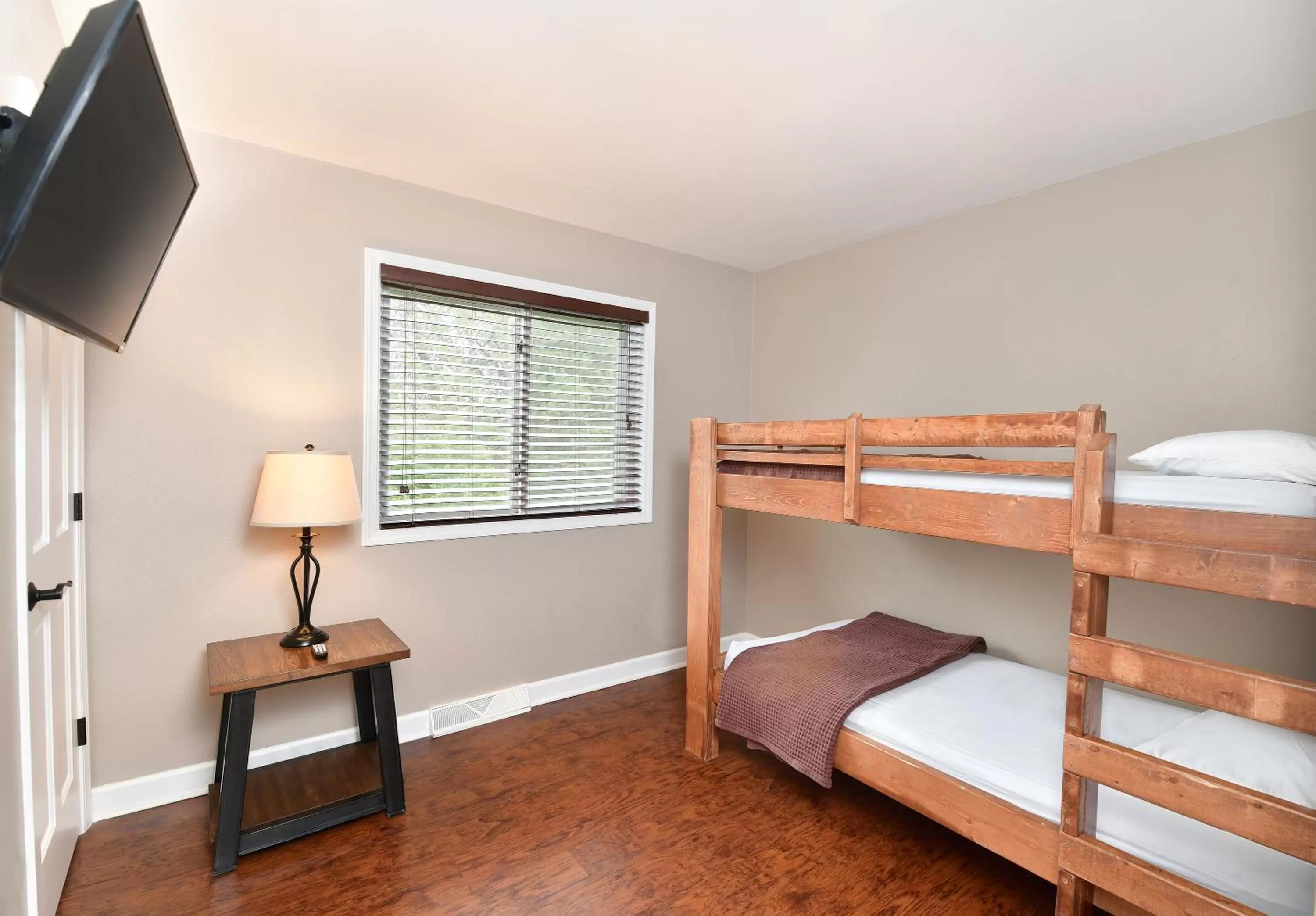 bunk bed in MT. OLYMPUS WATER PARK AND THEME PARK RESORT