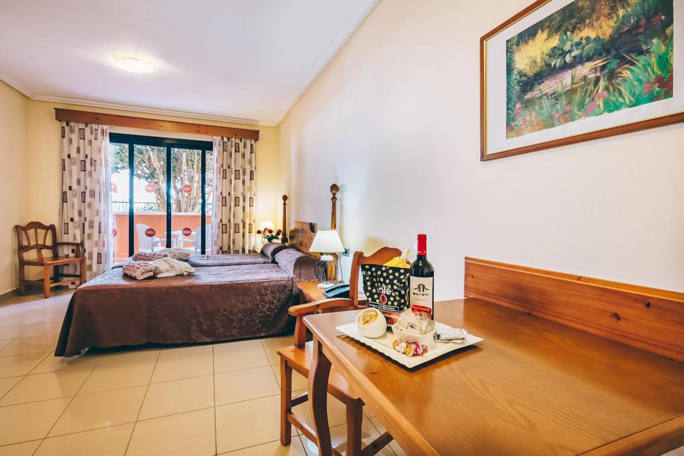 Bedroom, Bed in Grand Muthu Golf Plaza Hotel & Spa