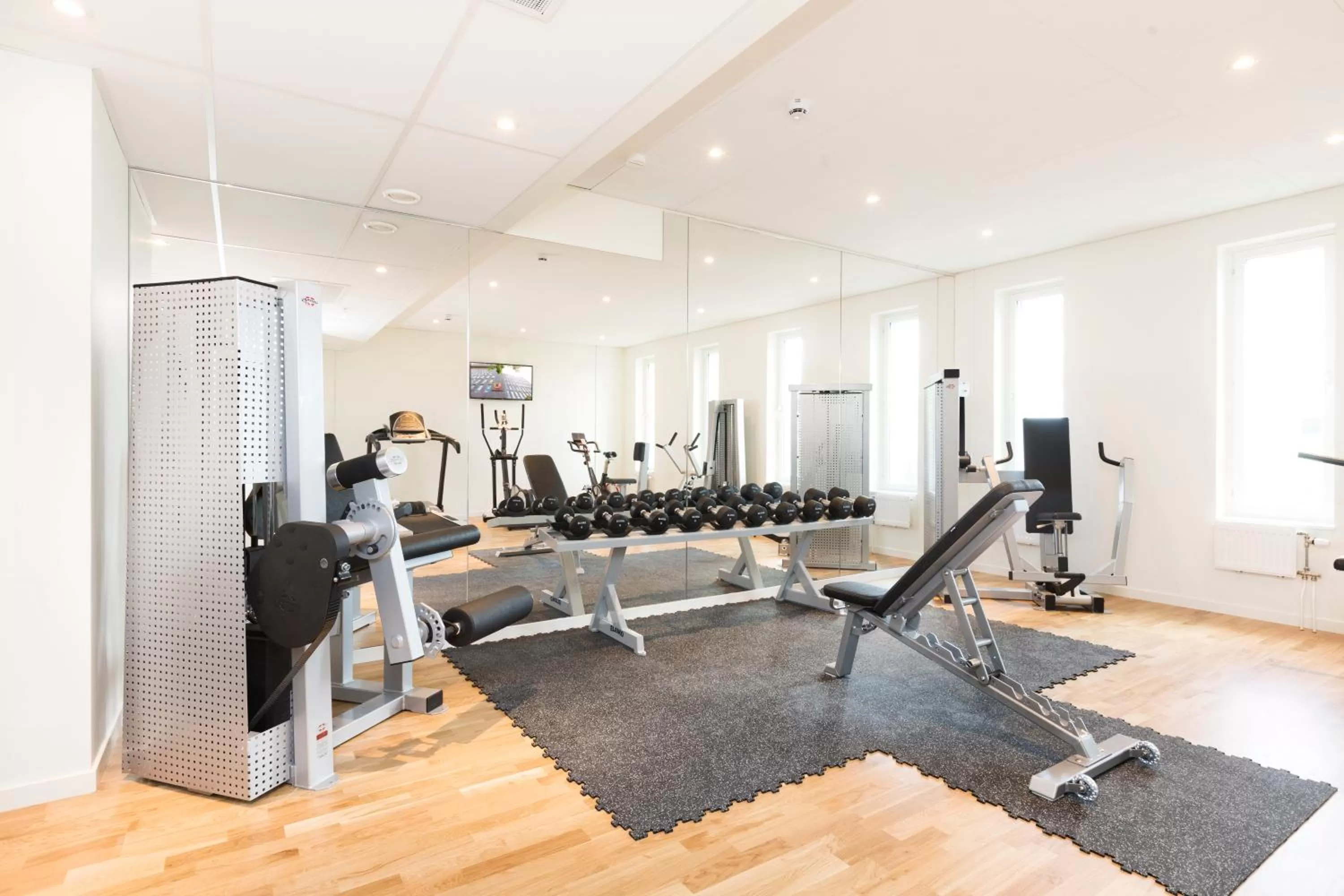 Fitness centre/facilities in Motel L Stockholm Älvsjö