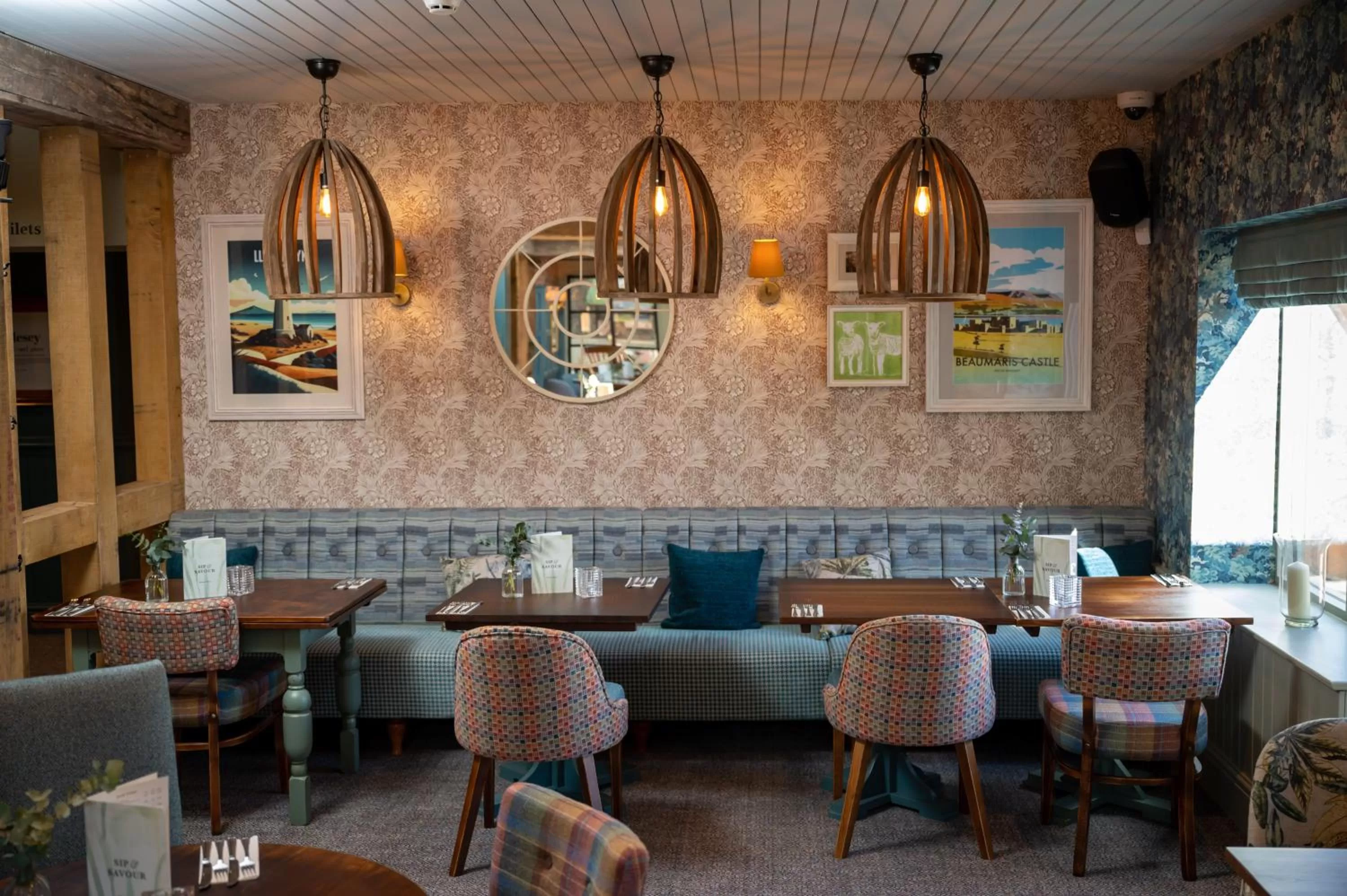 Restaurant/places to eat in Victoria Hotel by Chef & Brewer Collection