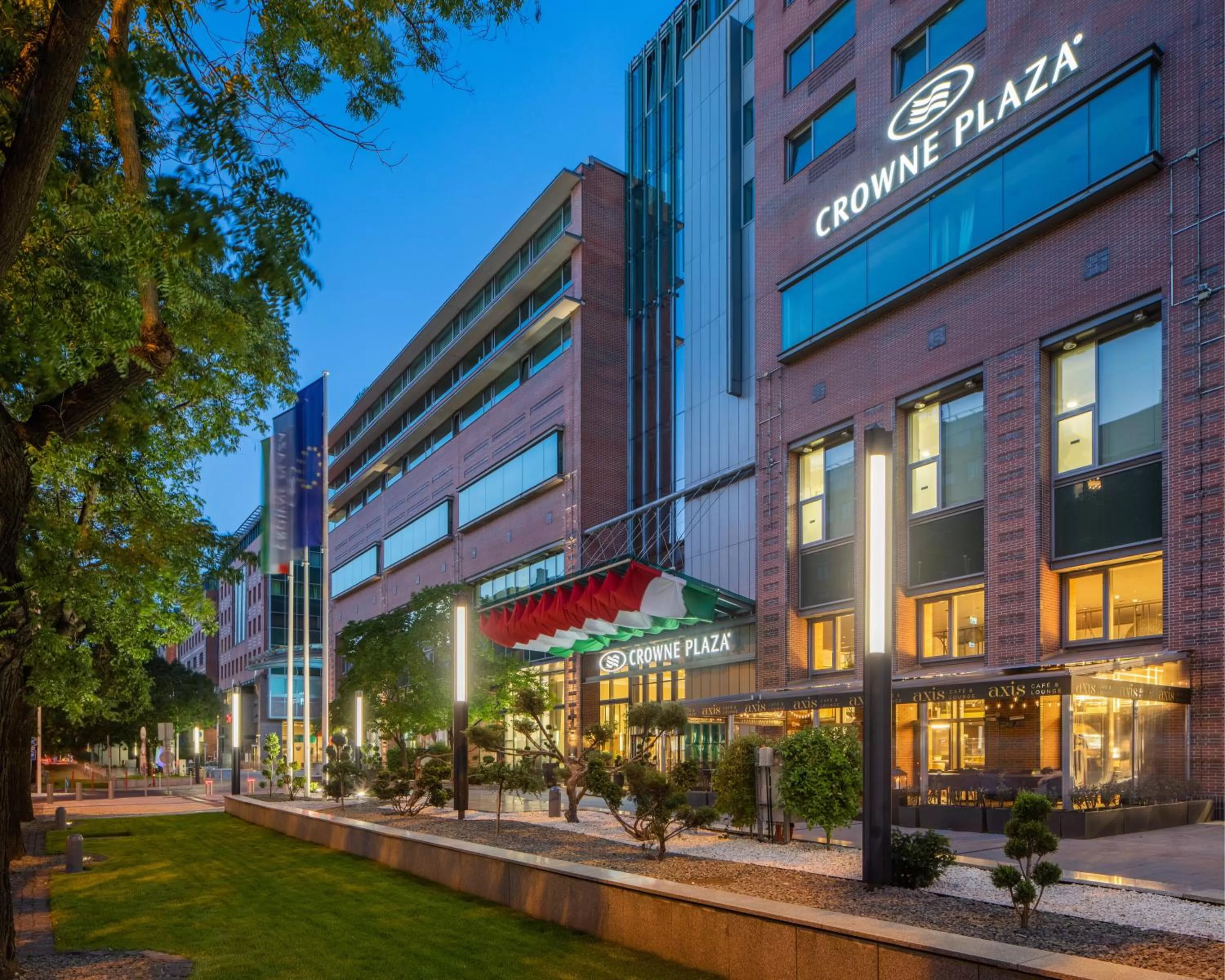 Property building in Crowne Plaza Budapest by IHG