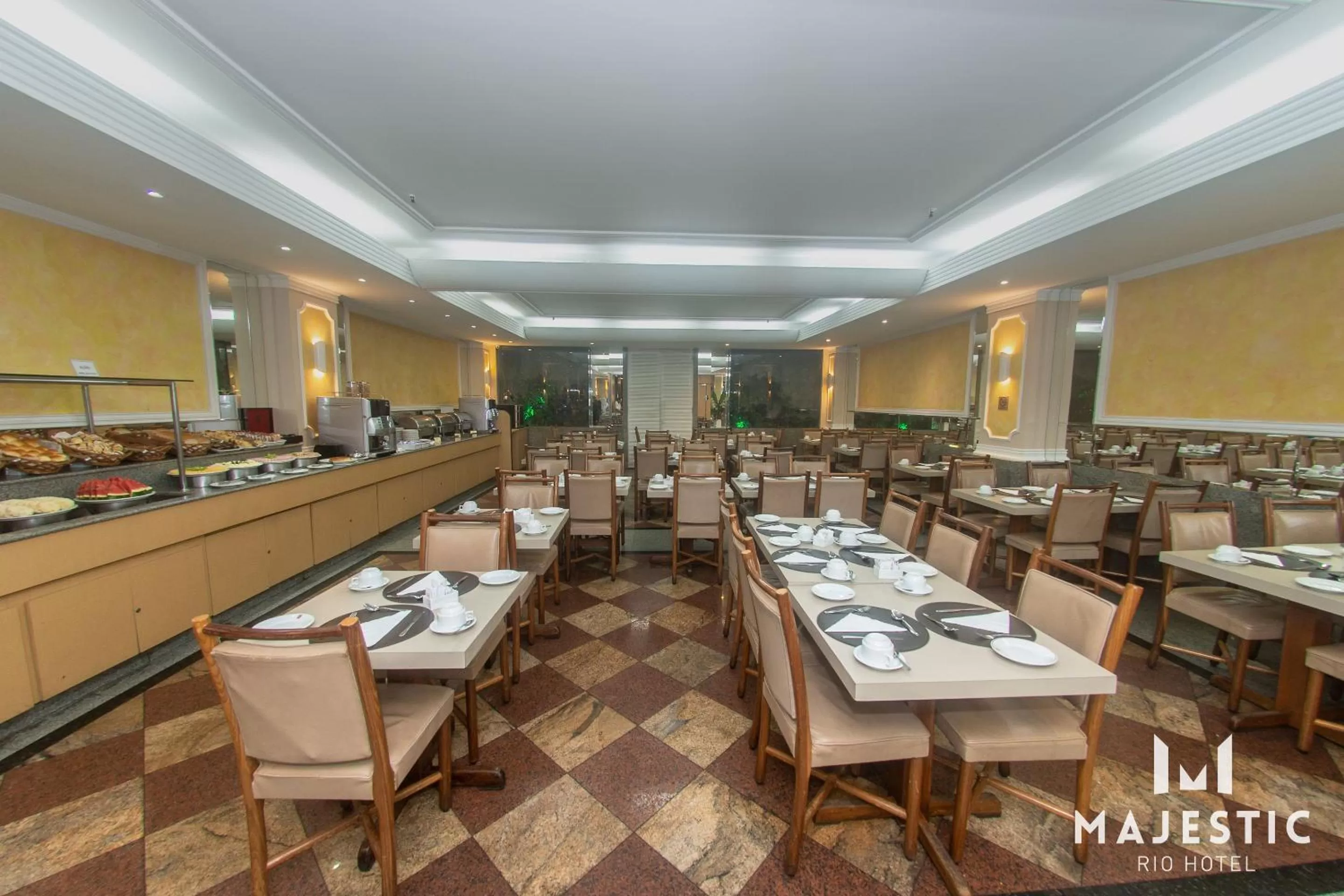 Restaurant/places to eat in Majestic Rio Palace Hotel