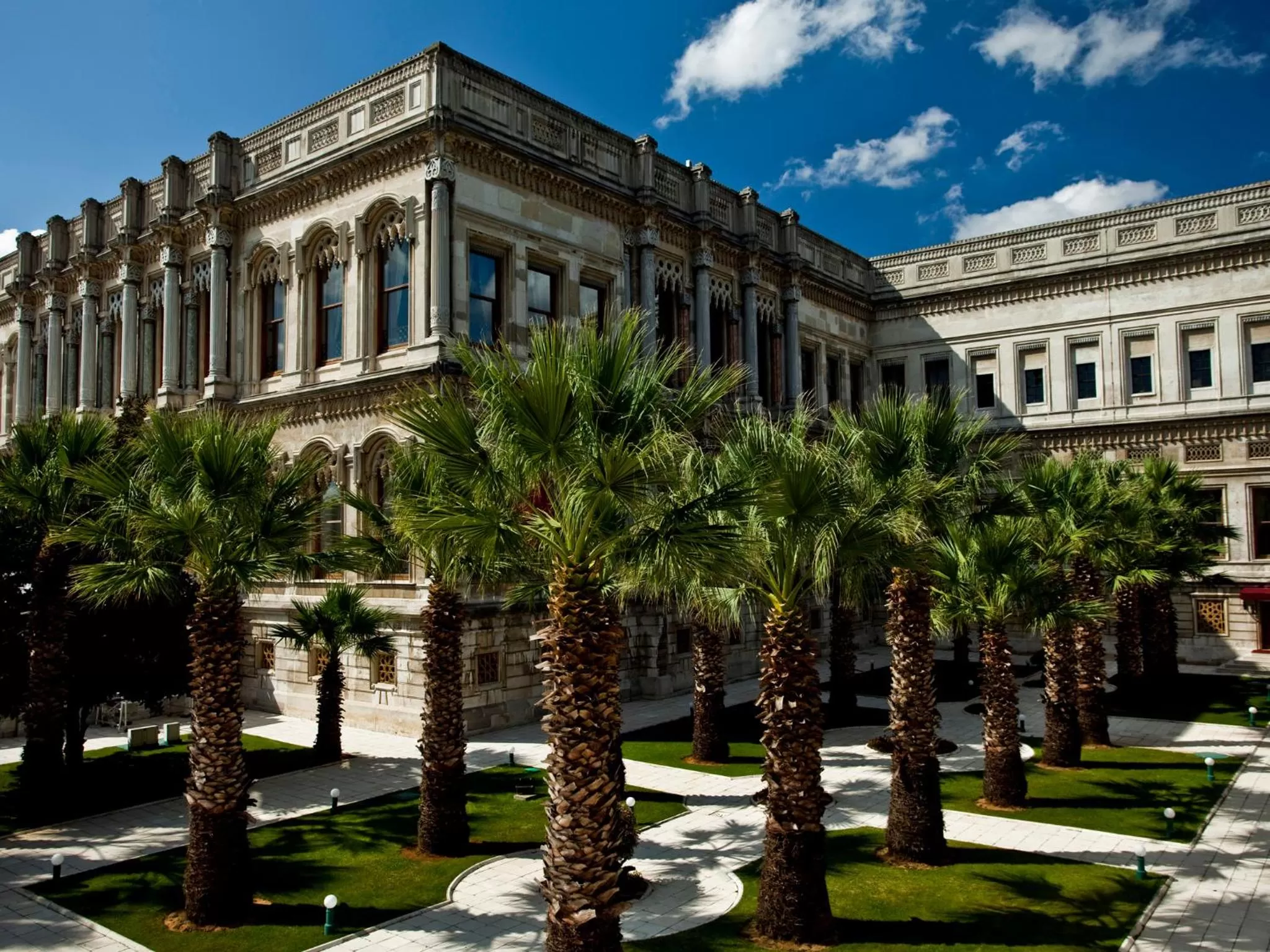 Facade/entrance in Çırağan Palace Kempinski Istanbul