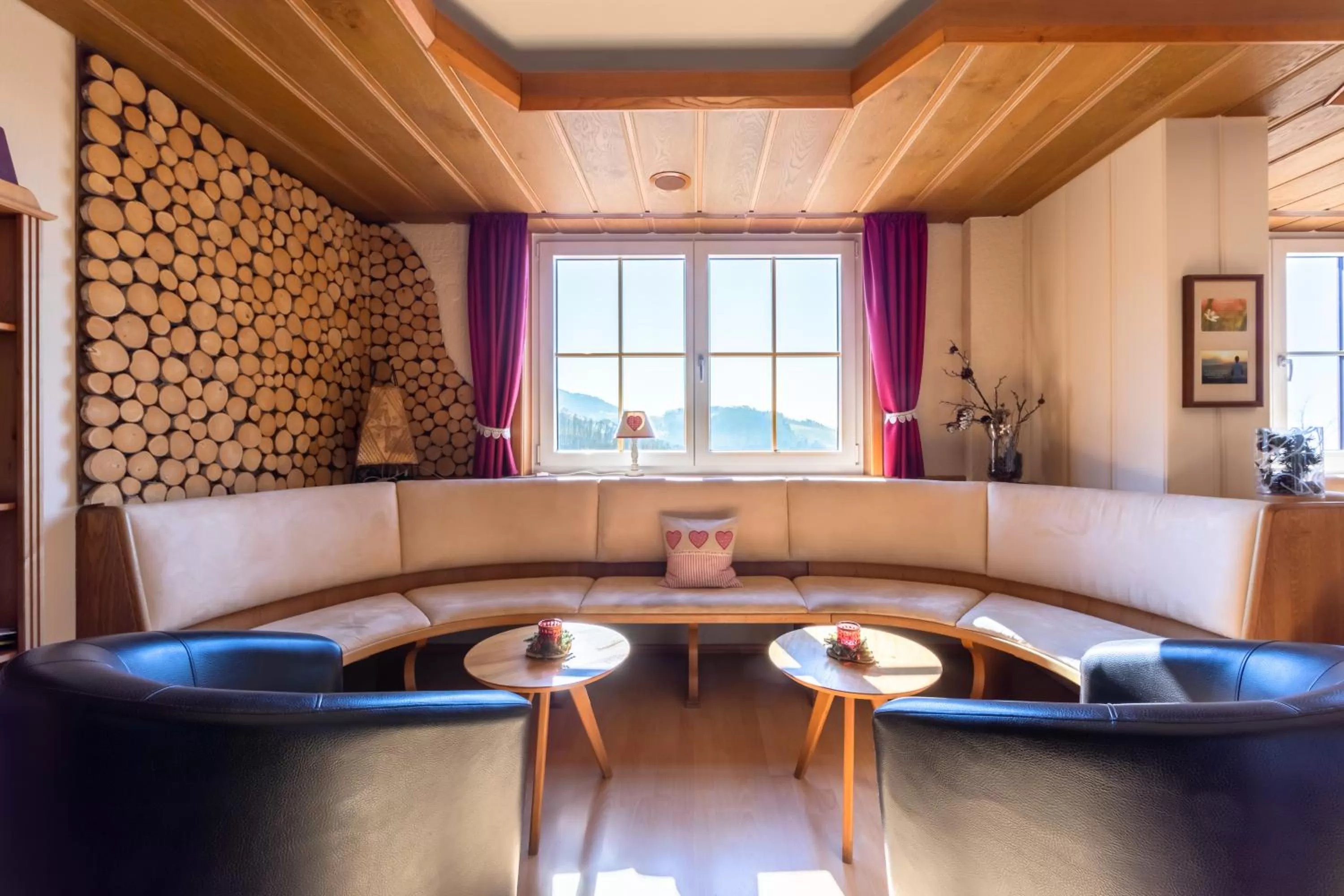 Seating area in RelaxHotel Tannenhof