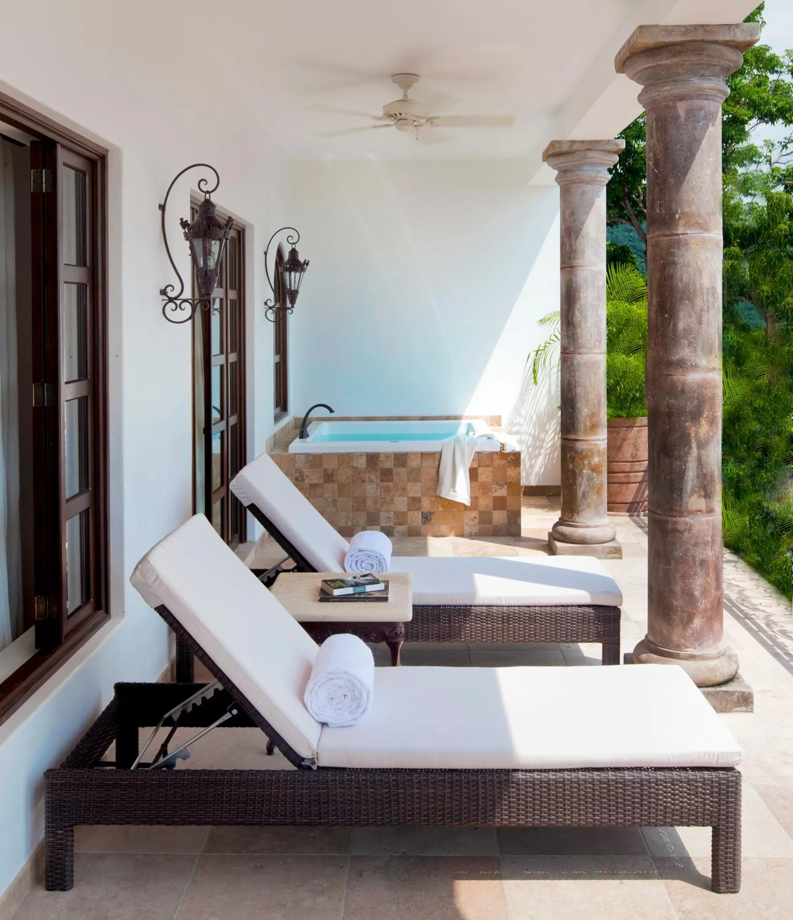 Hot Tub in Casa Kimberly Boutique Hotel