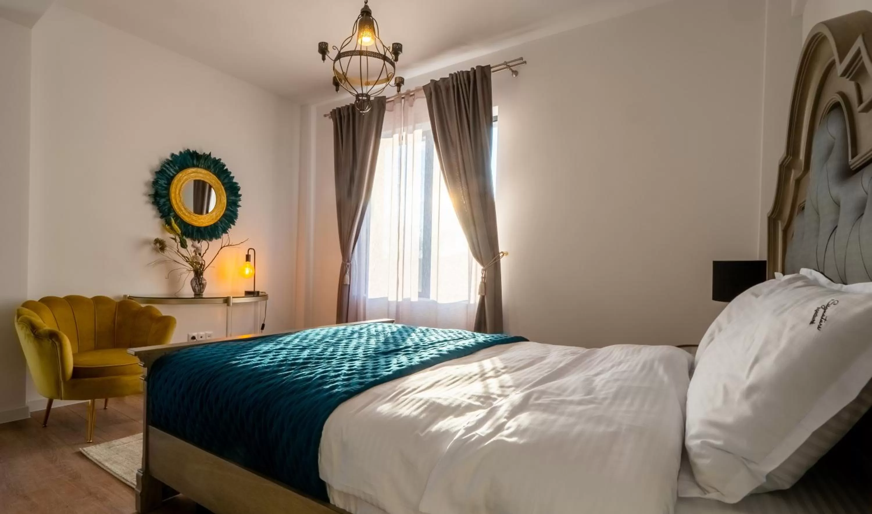 Bed in Signature Aparthotel - Boutique