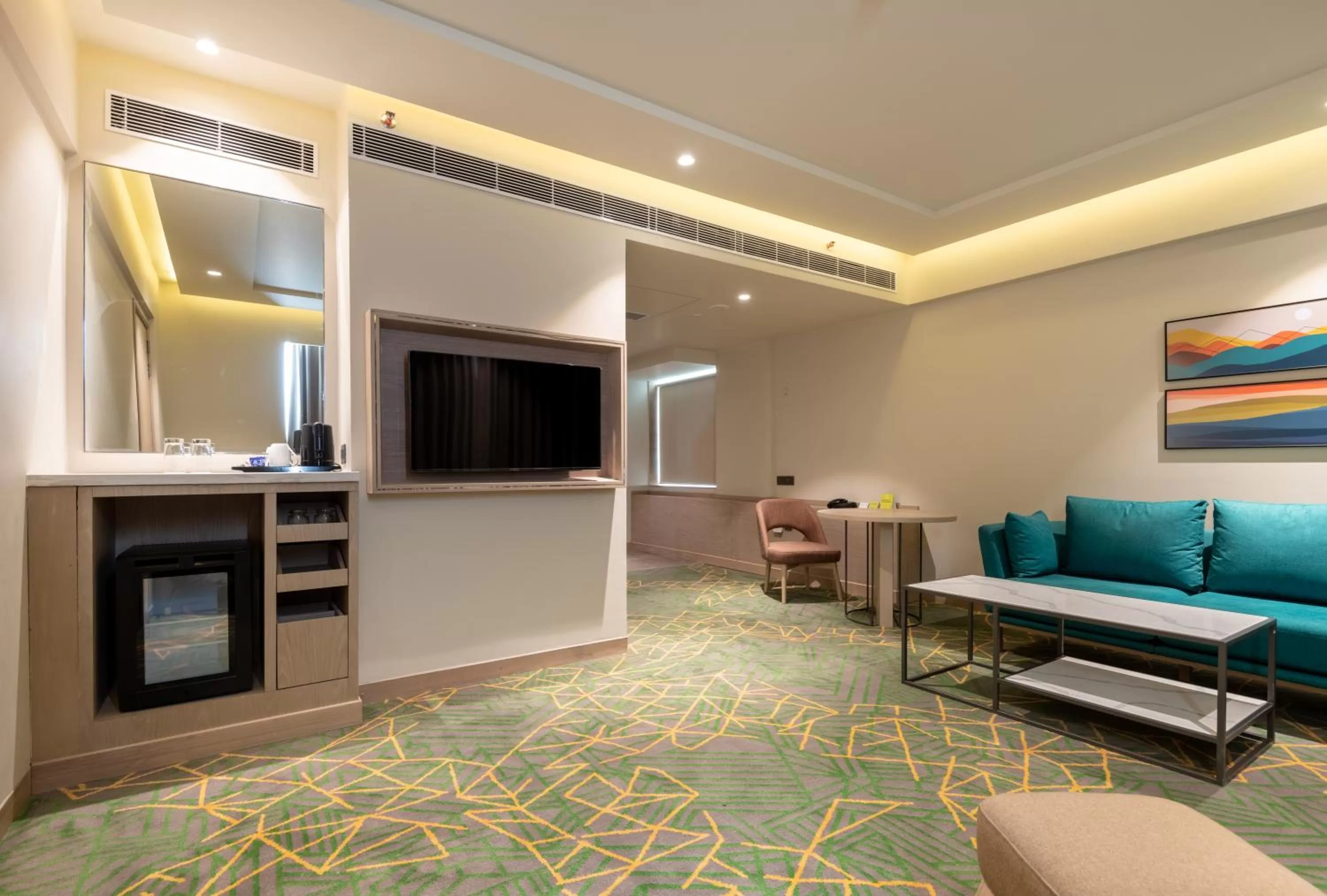 TV and multimedia in Holiday Inn Katra Vaishno Devi by IHG